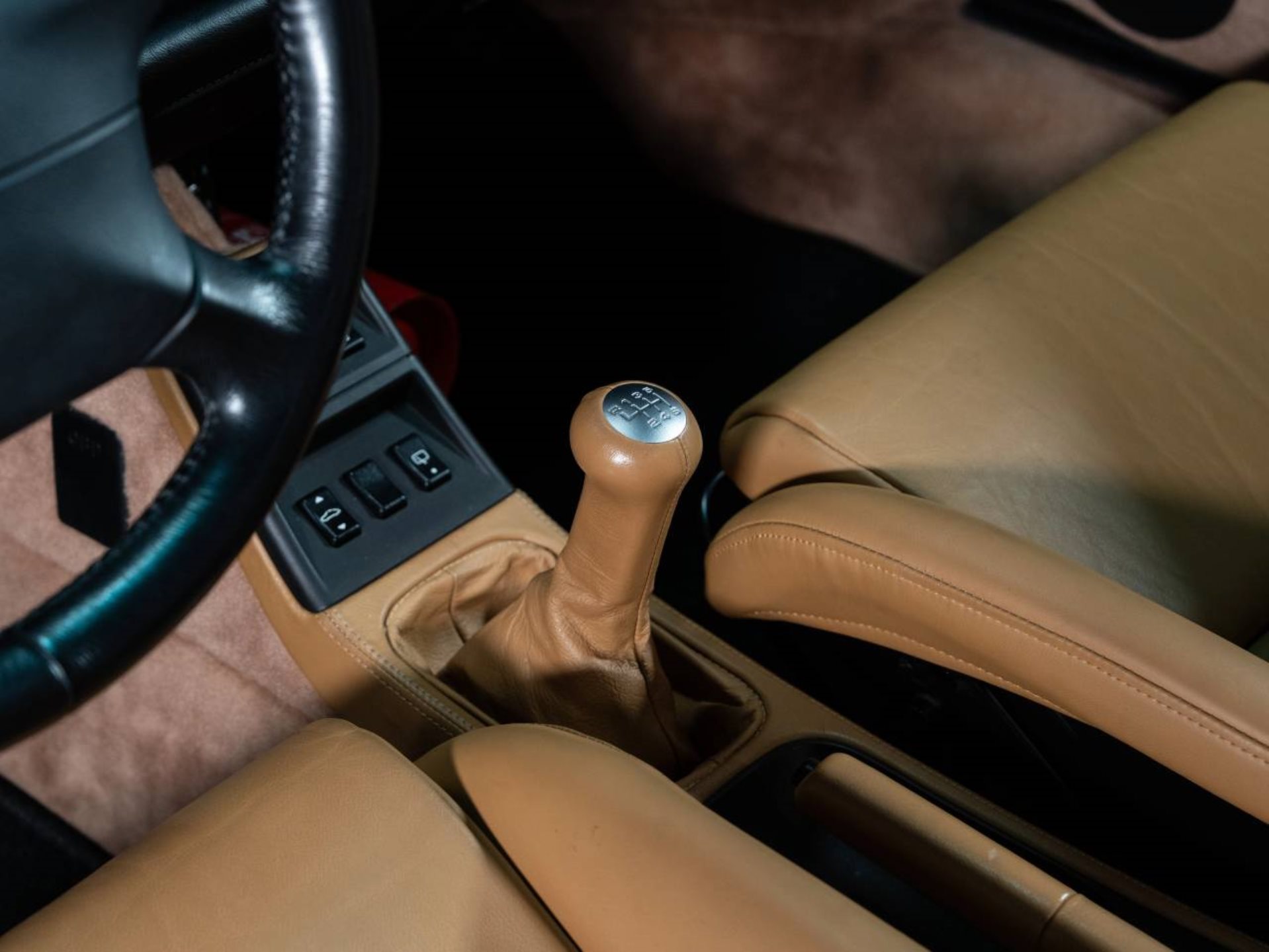 PORSCHE 911 Turbo-image-18