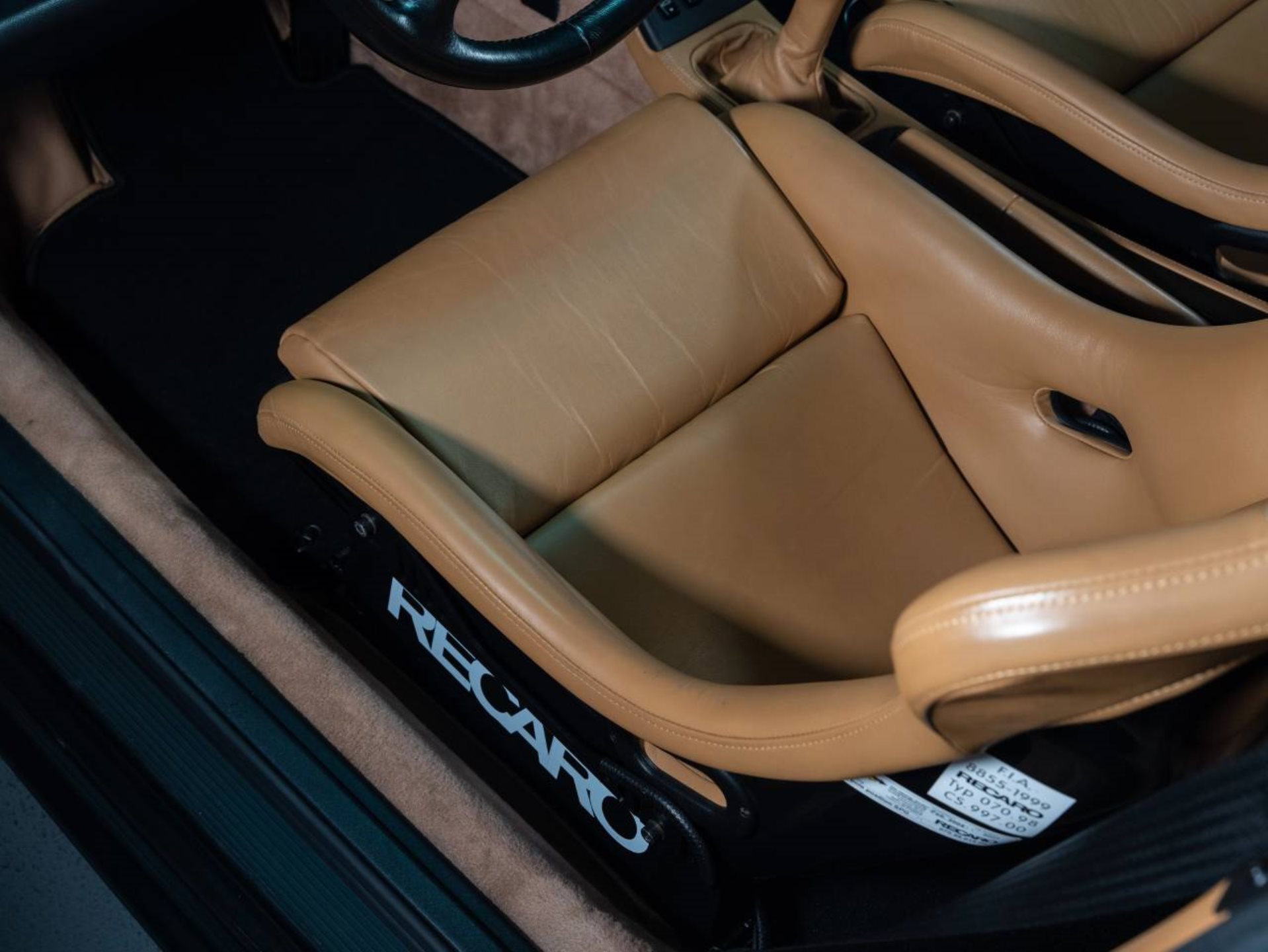 PORSCHE 911 Turbo-image-26