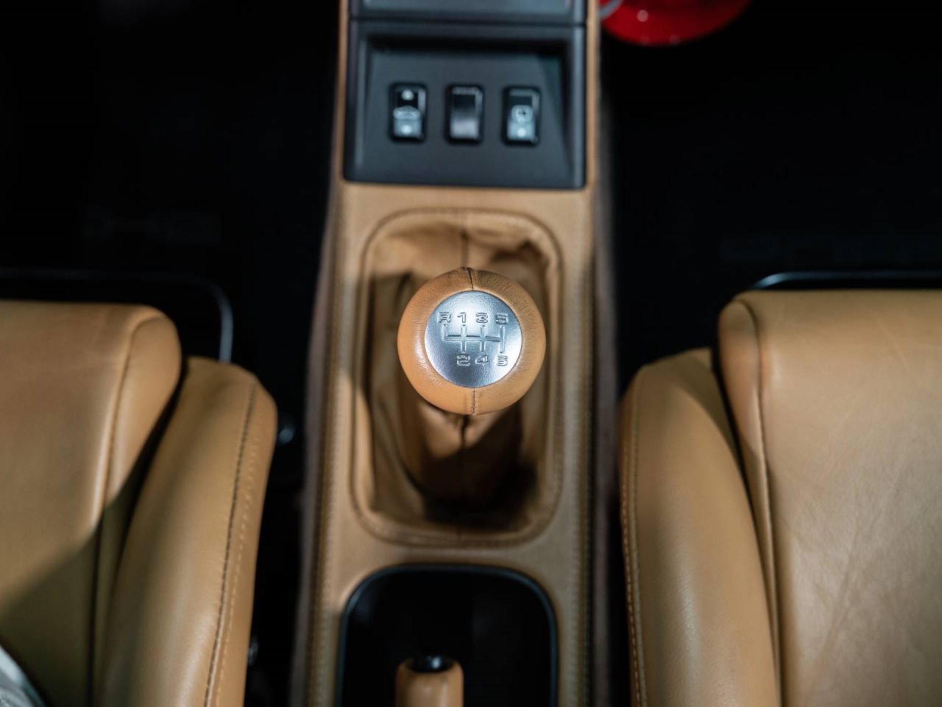 PORSCHE 911 Turbo-image-20
