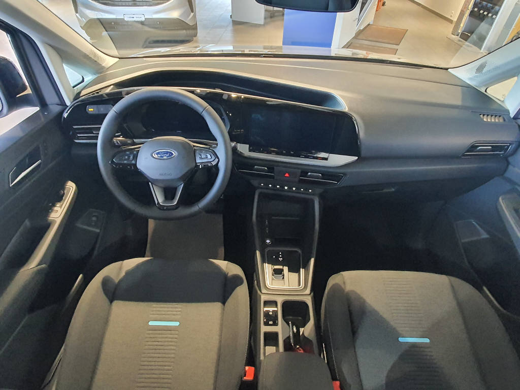 FORD TOURNEO CONNECT Grand 1.5 EcoBoost 150 Active PHEV-image-15