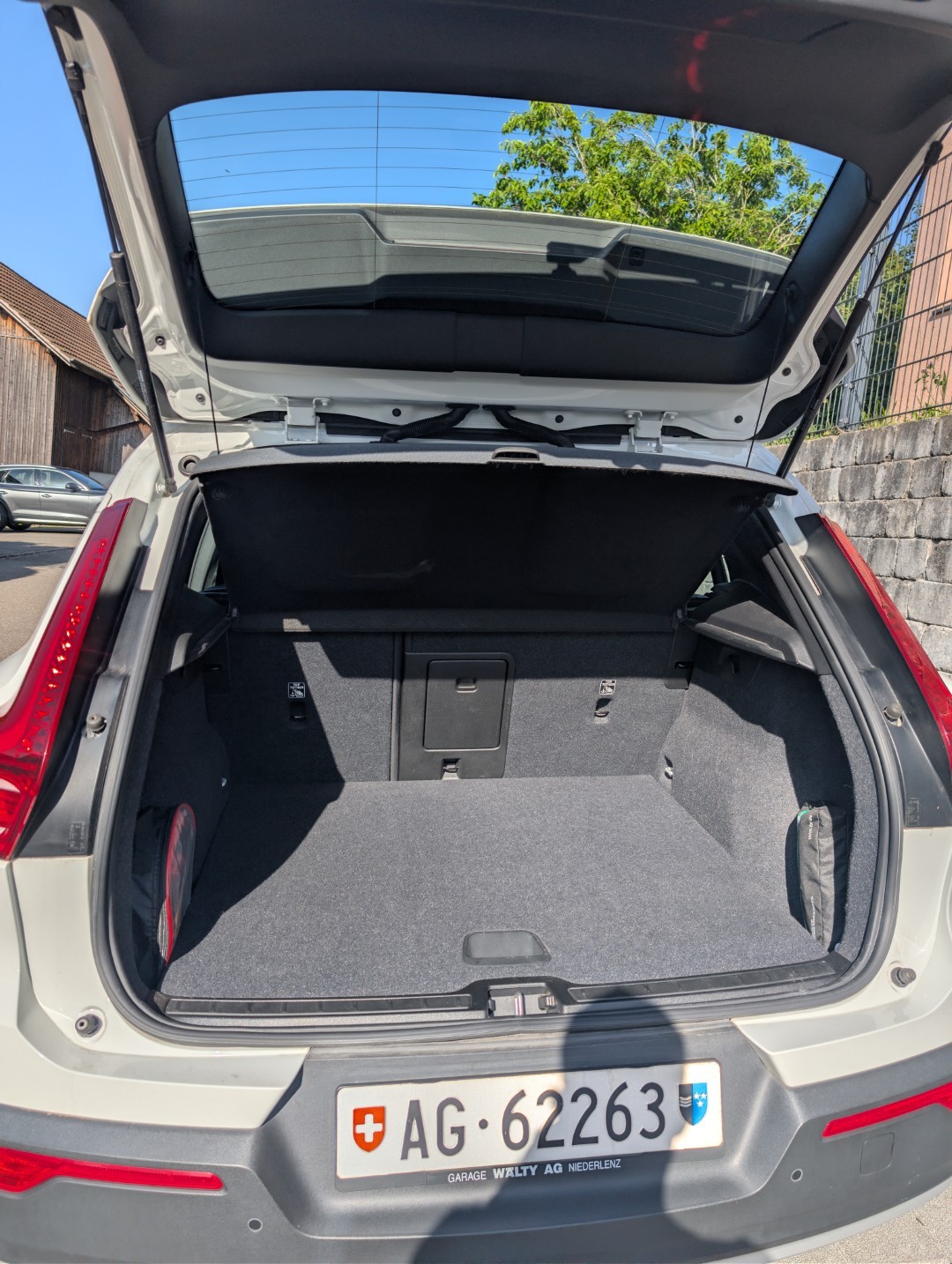 VOLVO XC40 1.5 T3-image-5