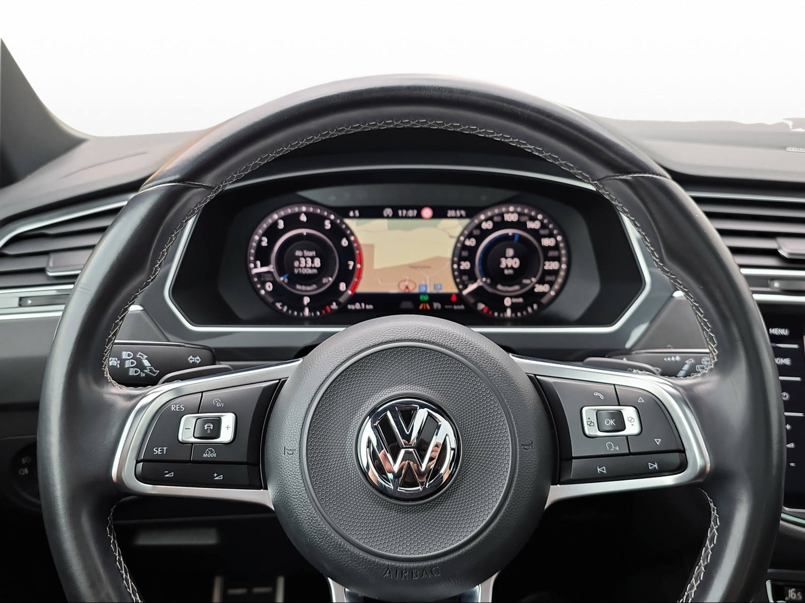 VW Tiguan 2.0TSI Highline 4Motion DSG-image-4