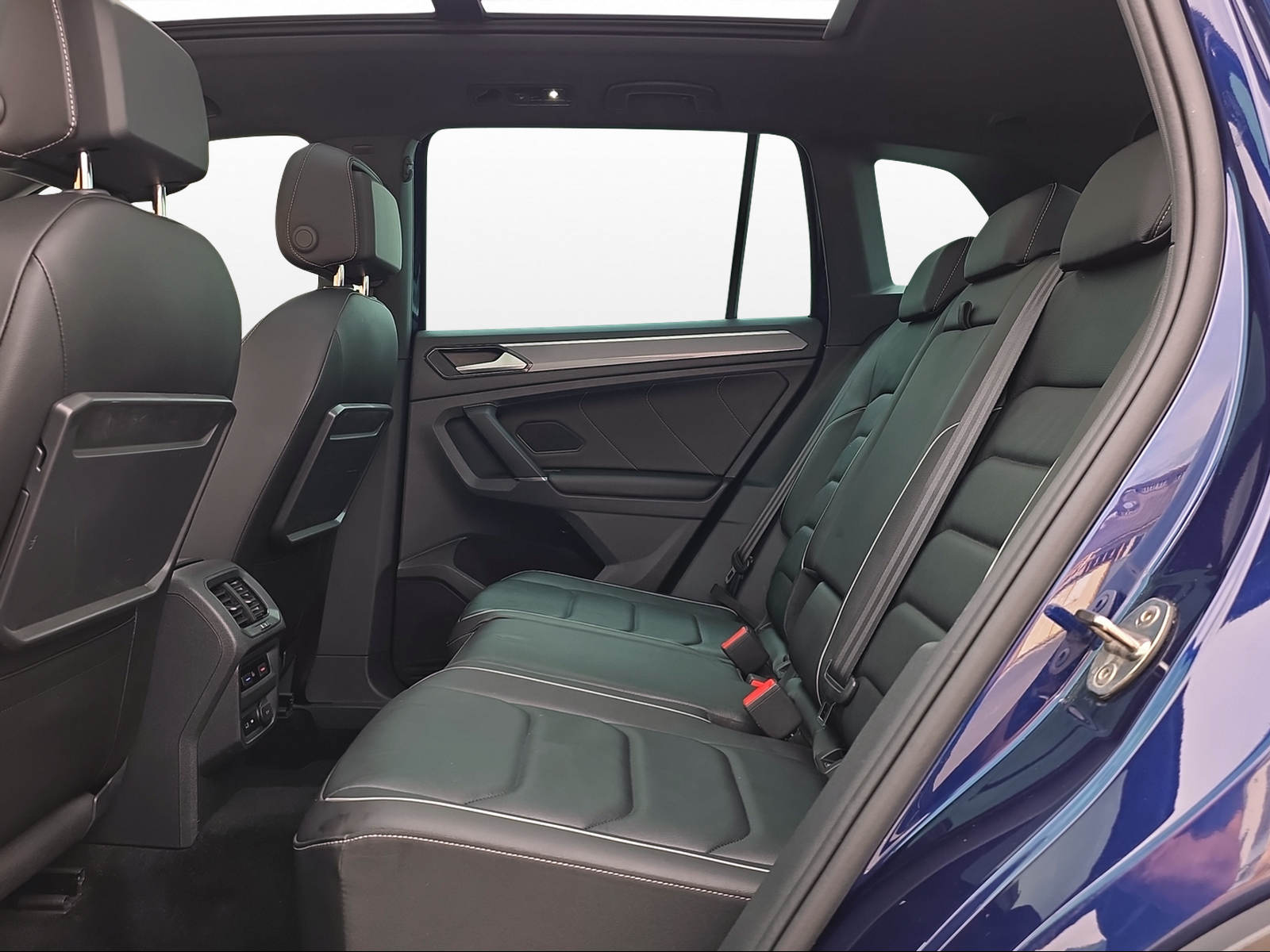 VW Tiguan 2.0TSI Highline 4Motion DSG-image-10