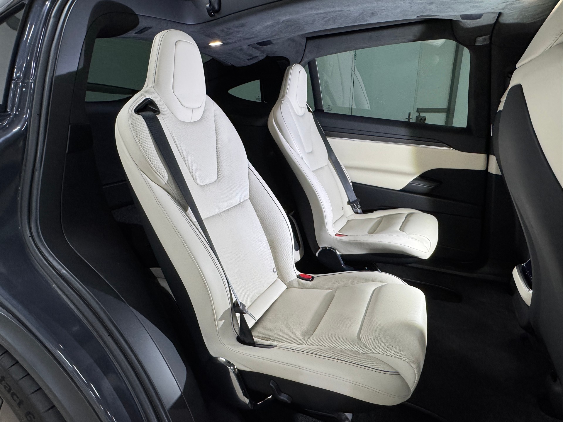TESLA Model X 100kWh Plaid 1268PS / Autopilot 4.0-image-7