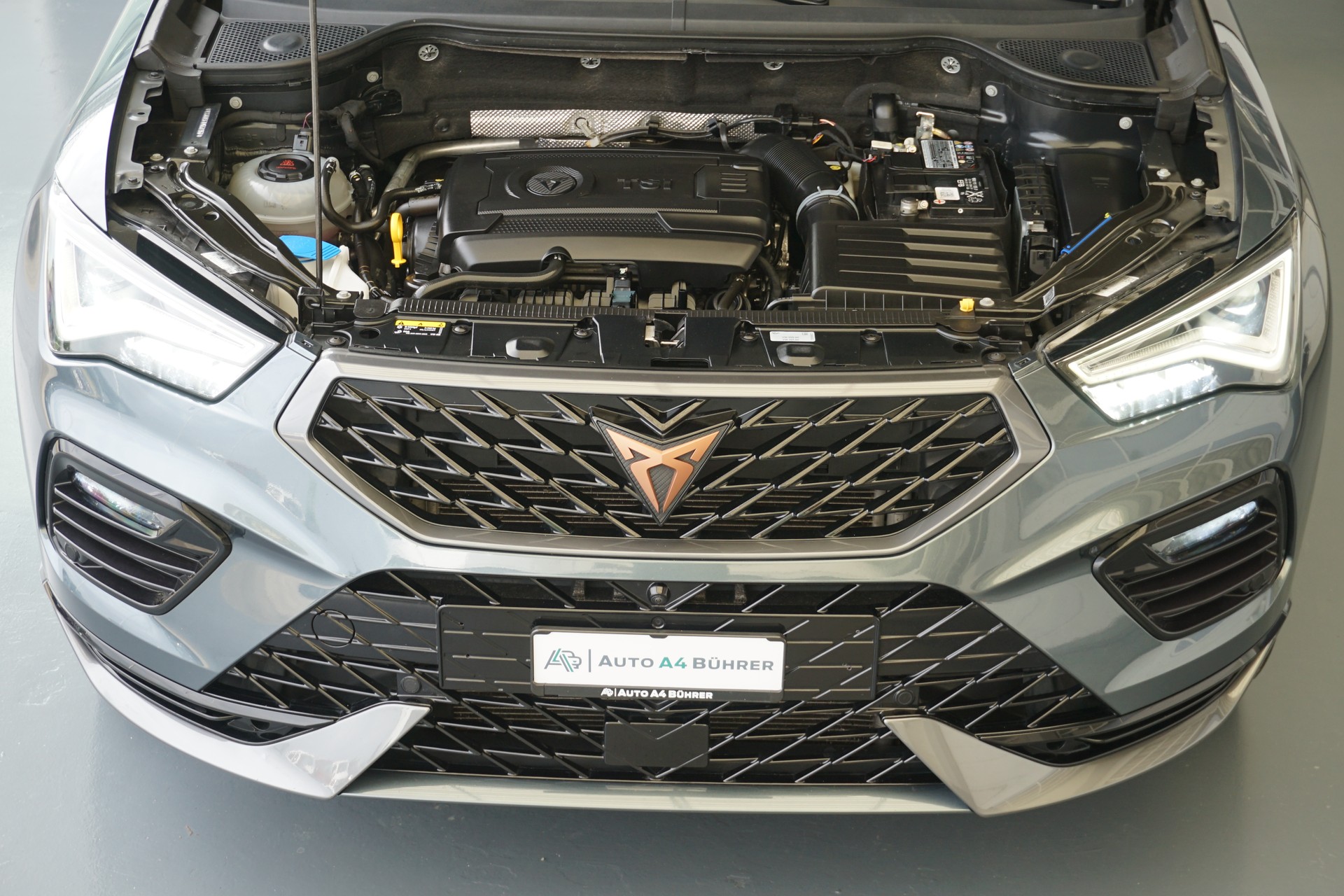 CUPRA Ateca 2.0TSI 4Drive 300PS mit AHK für 2,1t.!!-image-12