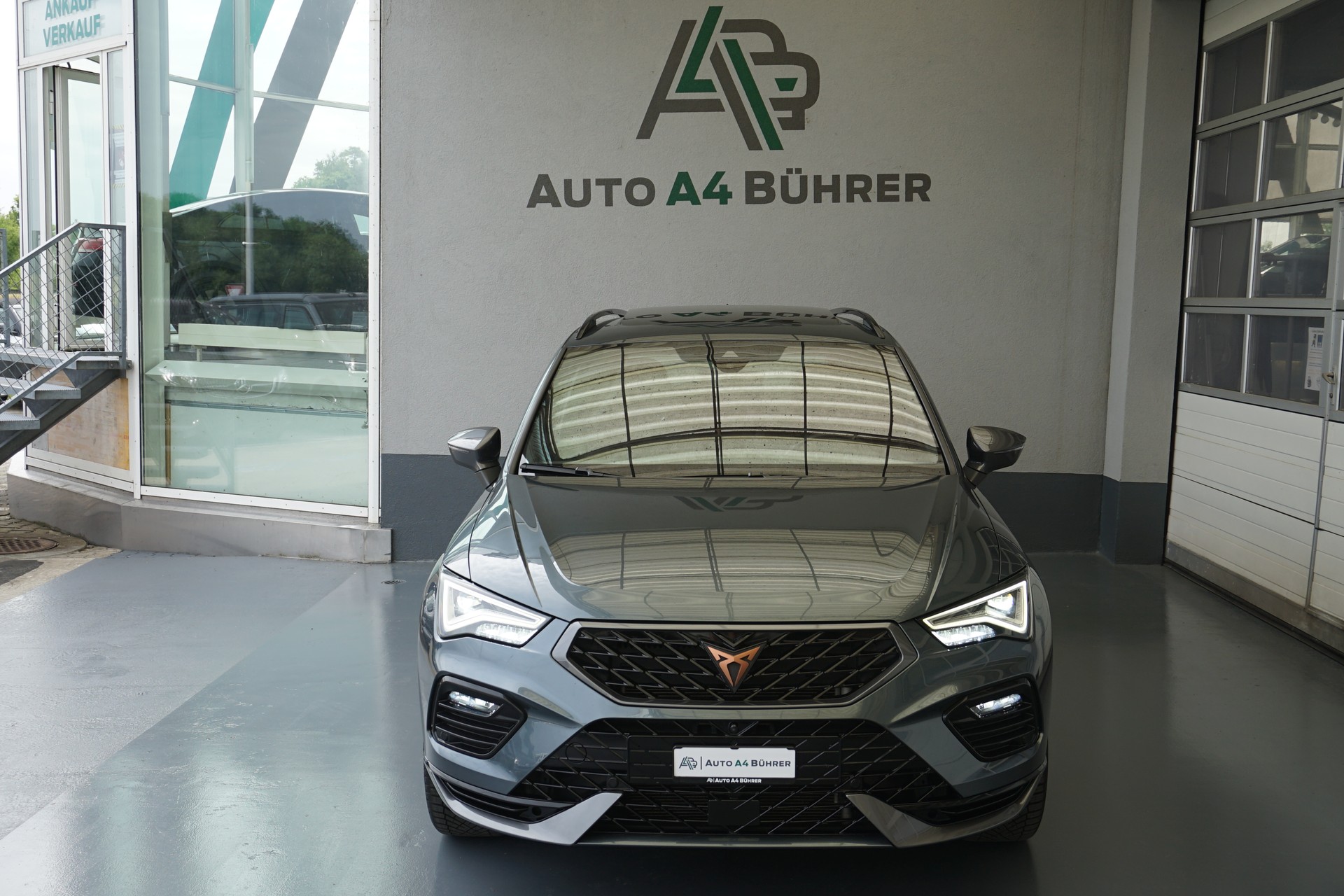 CUPRA Ateca 2.0TSI 4Drive 300PS mit AHK für 2,1t.!!-image-8