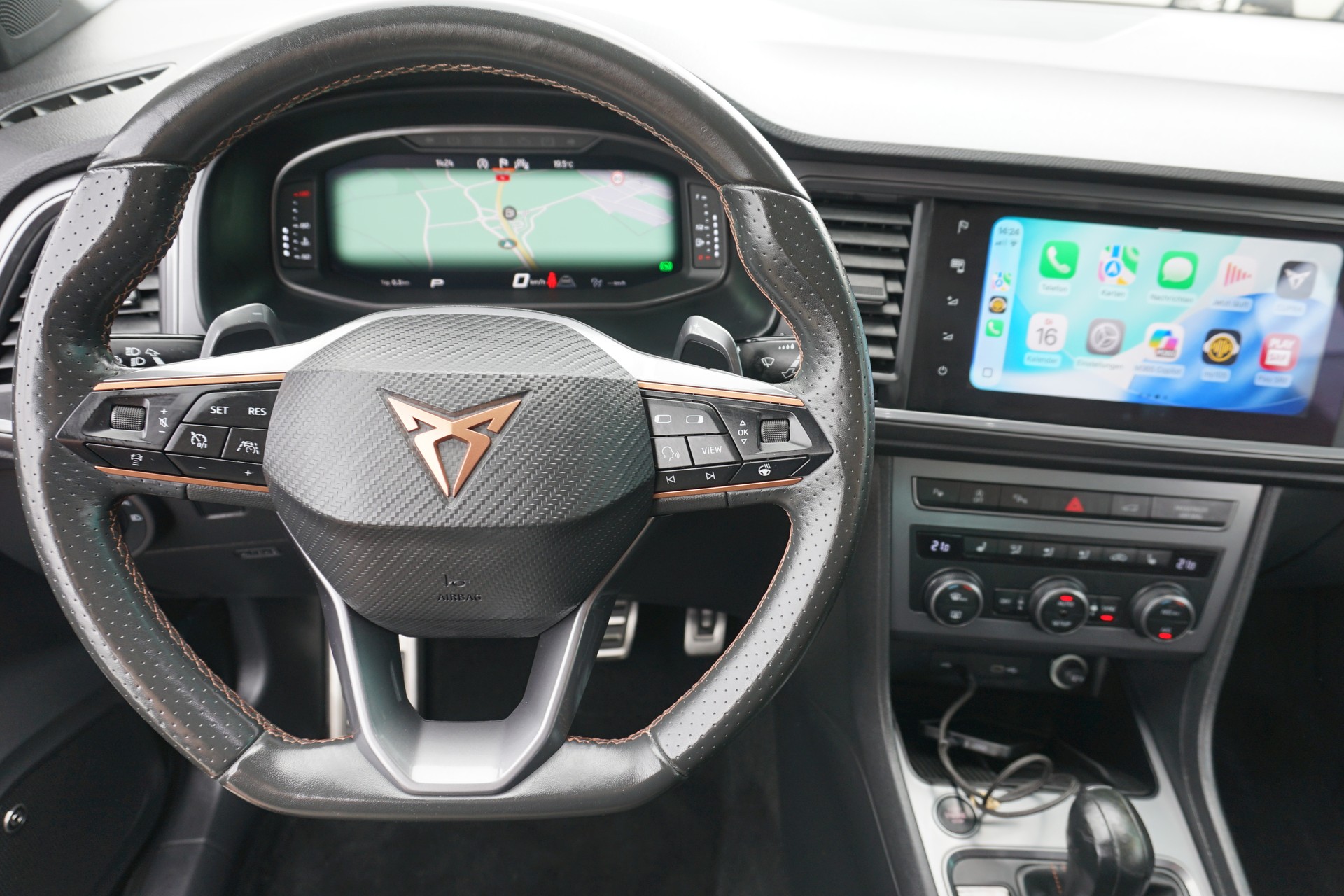 CUPRA Ateca 2.0TSI 4Drive 300PS mit AHK für 2,1t.!!-image-16