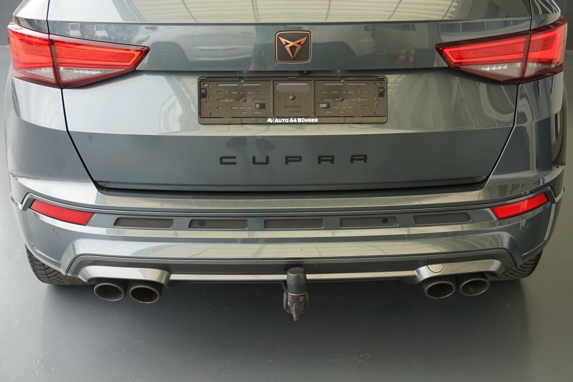 CUPRA Ateca 2.0TSI 4Drive 300PS mit AHK für 2,1t.!!-image-10