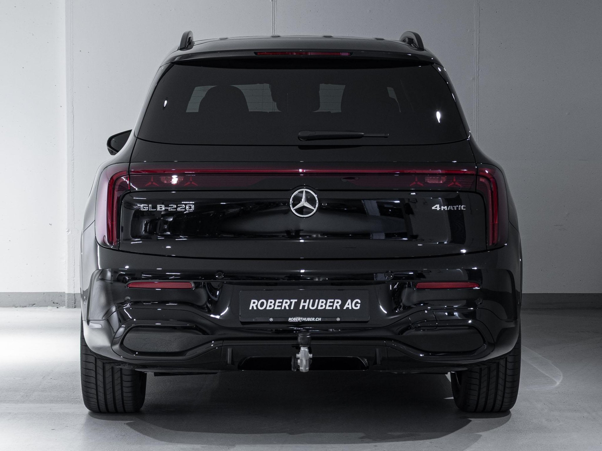 MERCEDES-BENZ GLB 220 4MATIC-image-5