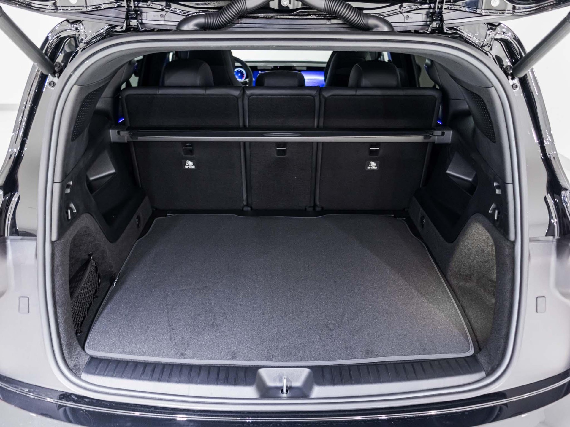 MERCEDES-BENZ GLB 220 4MATIC-image-13