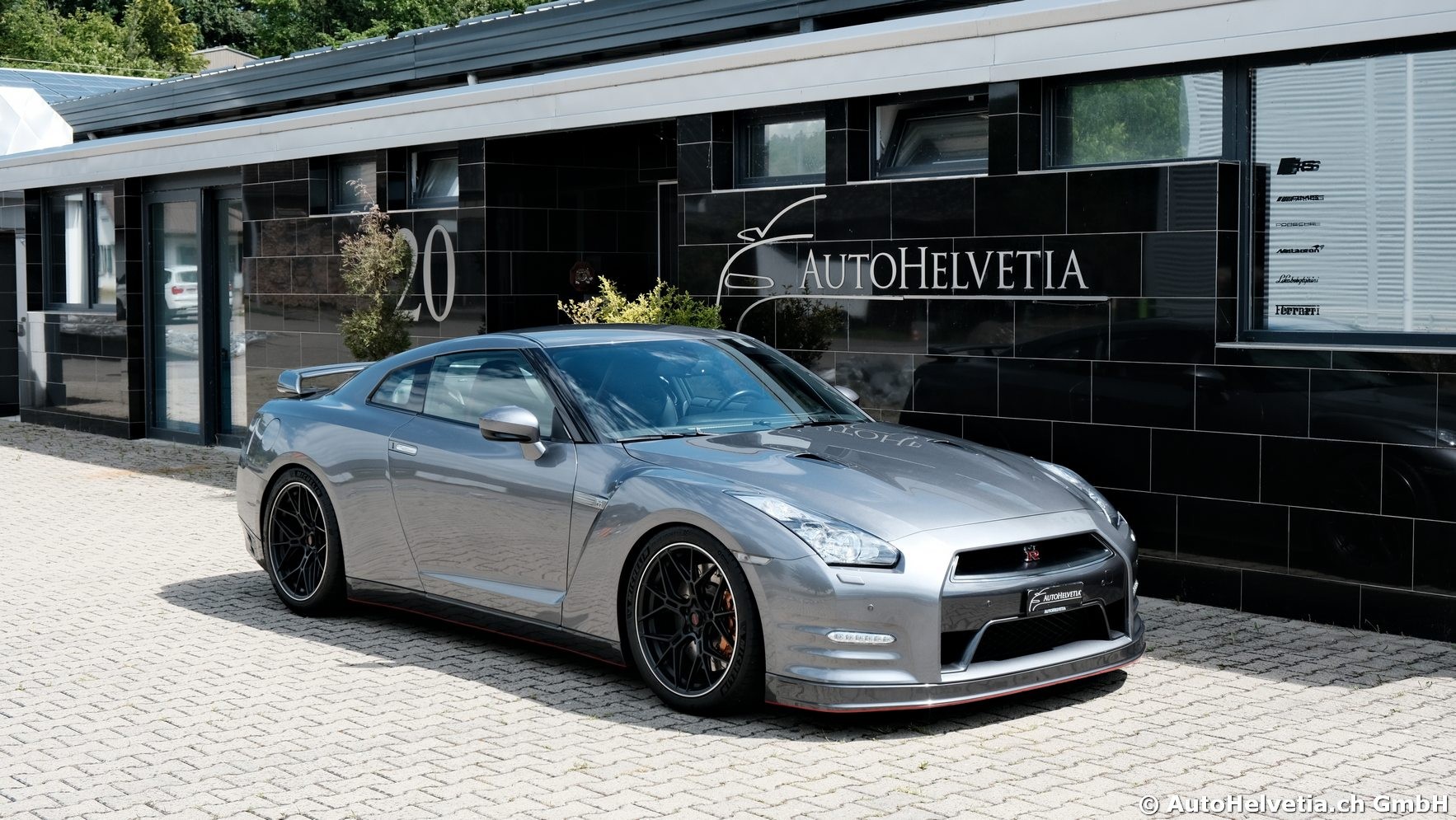 NISSAN GT-R 3.8 V6 Biturbo Black Edition-image-17