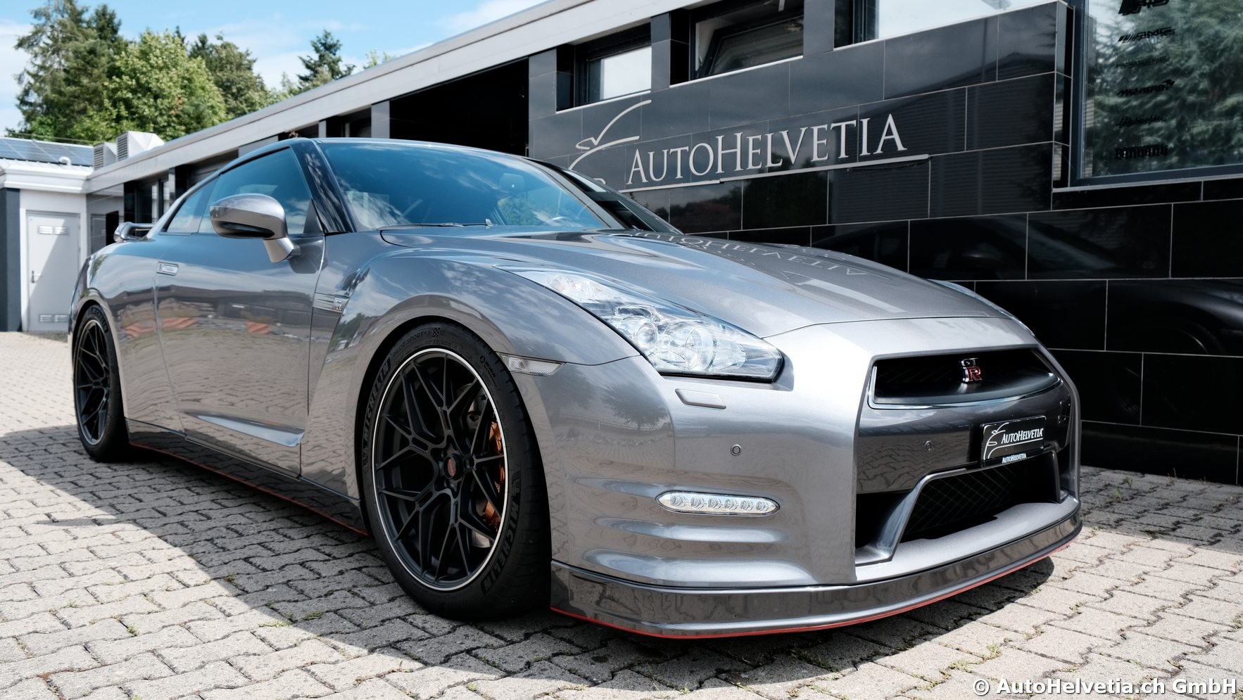 NISSAN GT-R 3.8 V6 Biturbo Black Edition-image-1