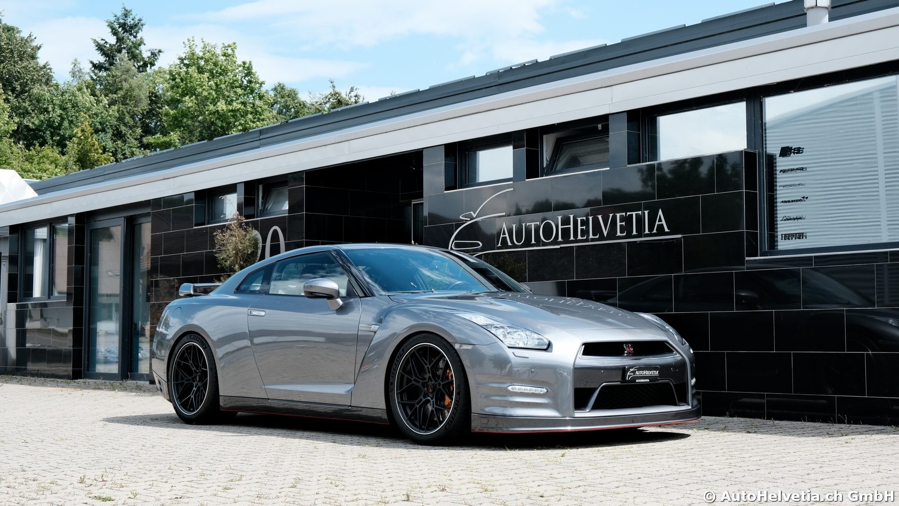 NISSAN GT-R 3.8 V6 Biturbo Black Edition-image-0