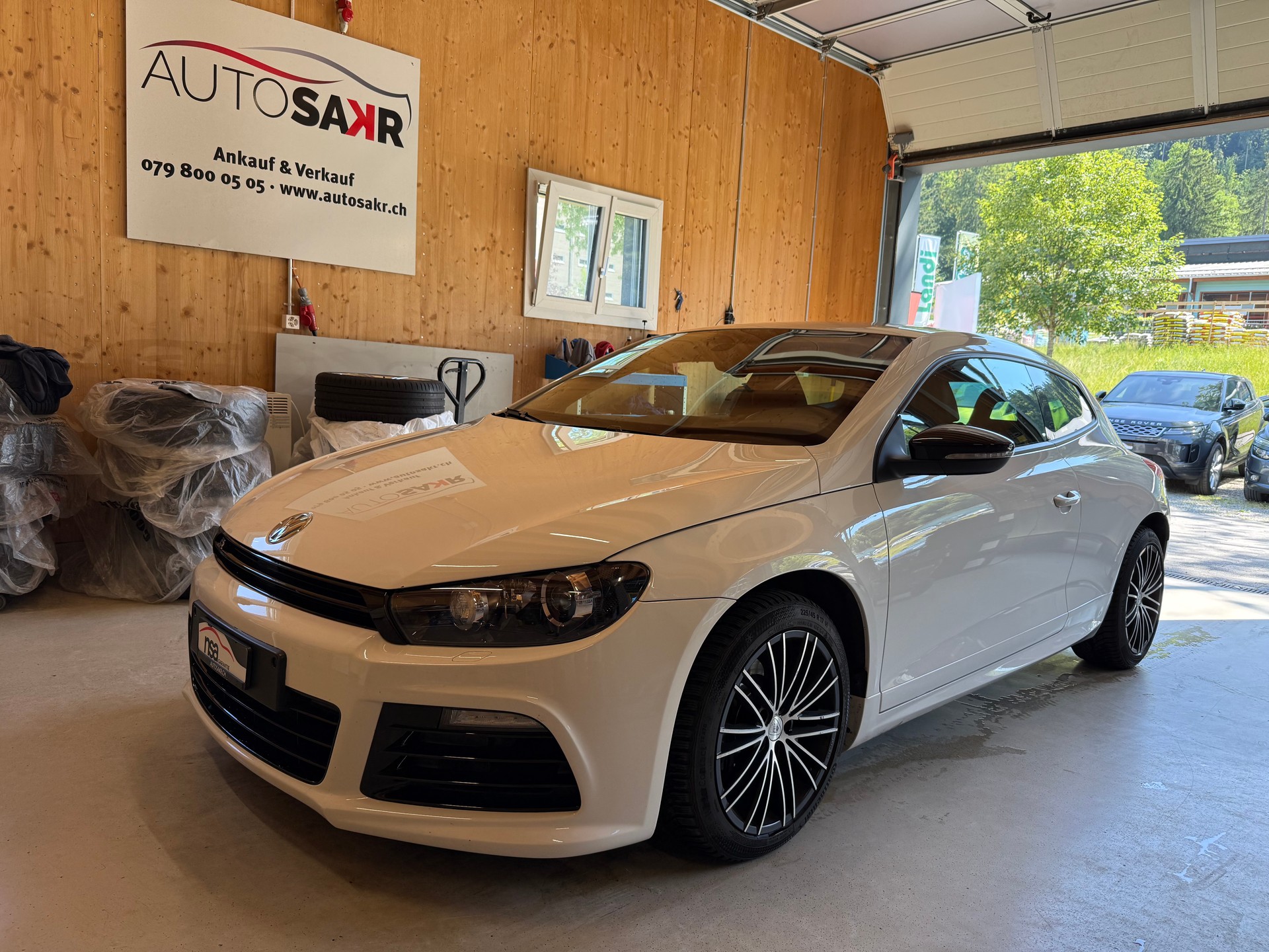 VW Scirocco 2.0 TSI R-image-0