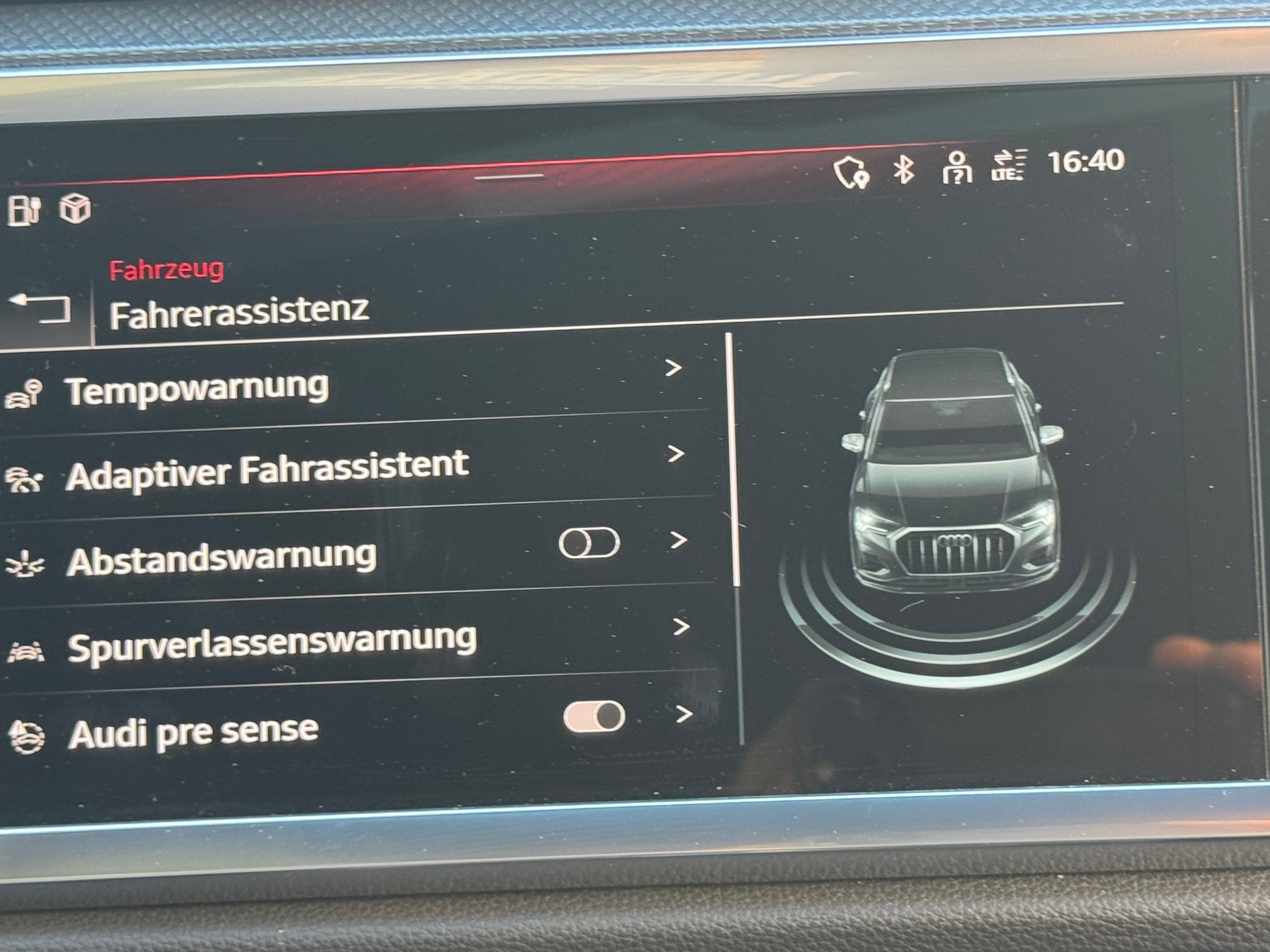 AUDI Q3 45 TFSI e S line S-tronic*Anhängerkupplung*Panoramadach*-image-15