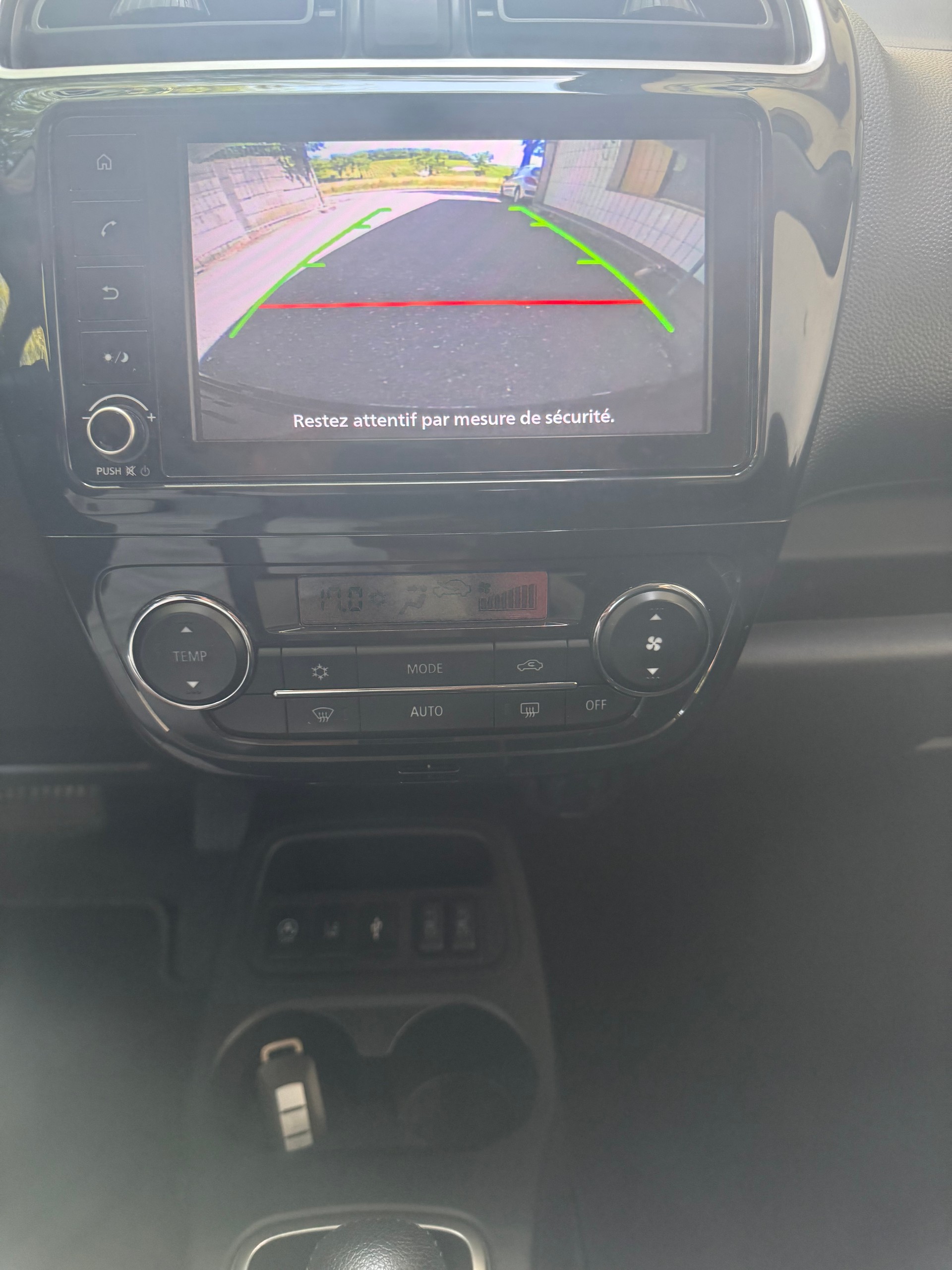 MITSUBISHI Space Star 1.2 CVT Diamond-image-12