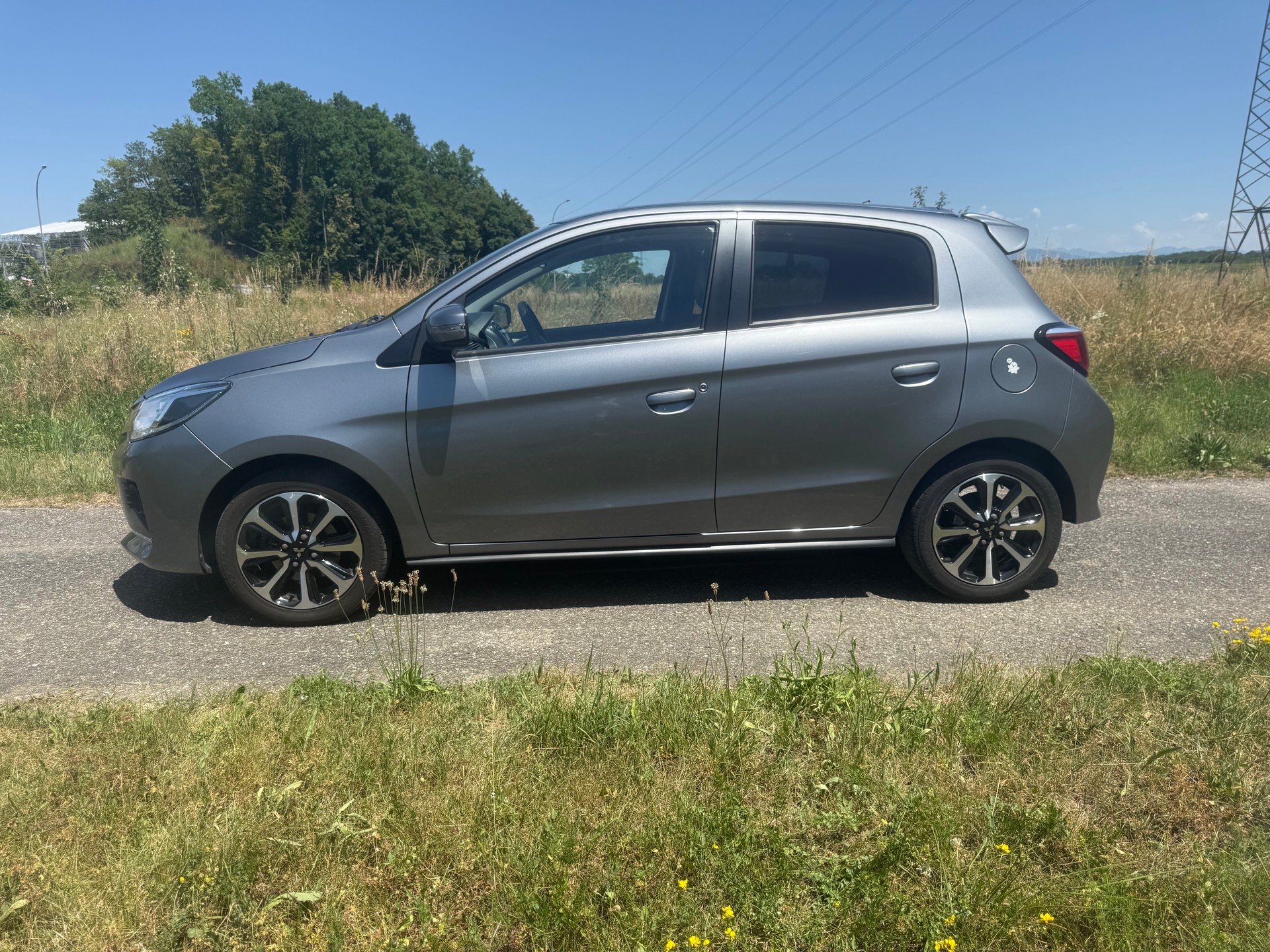 MITSUBISHI Space Star 1.2 CVT Diamond-image-5