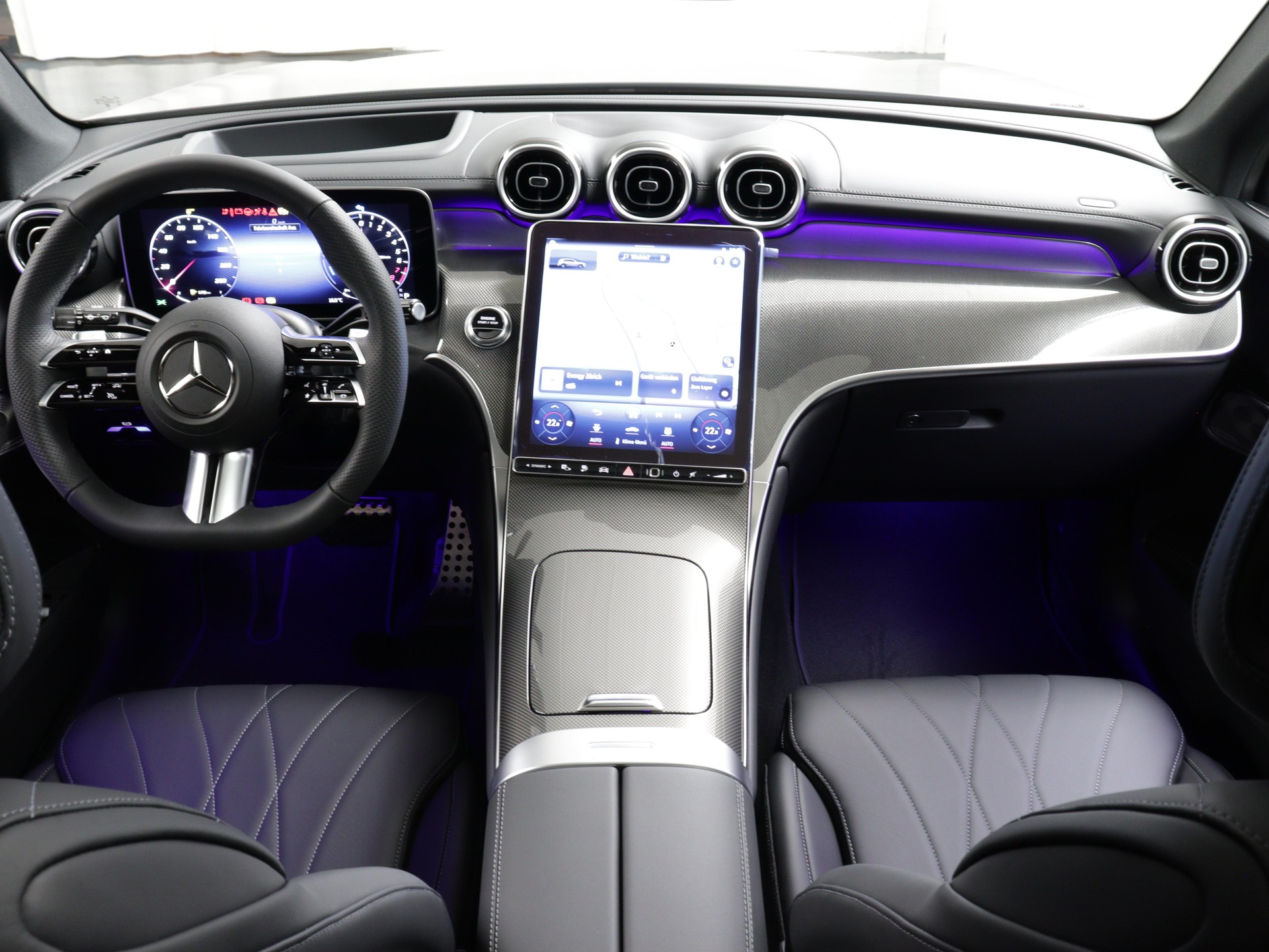 MERCEDES-BENZ GLC 220 d AMG Line 4matic-image-5