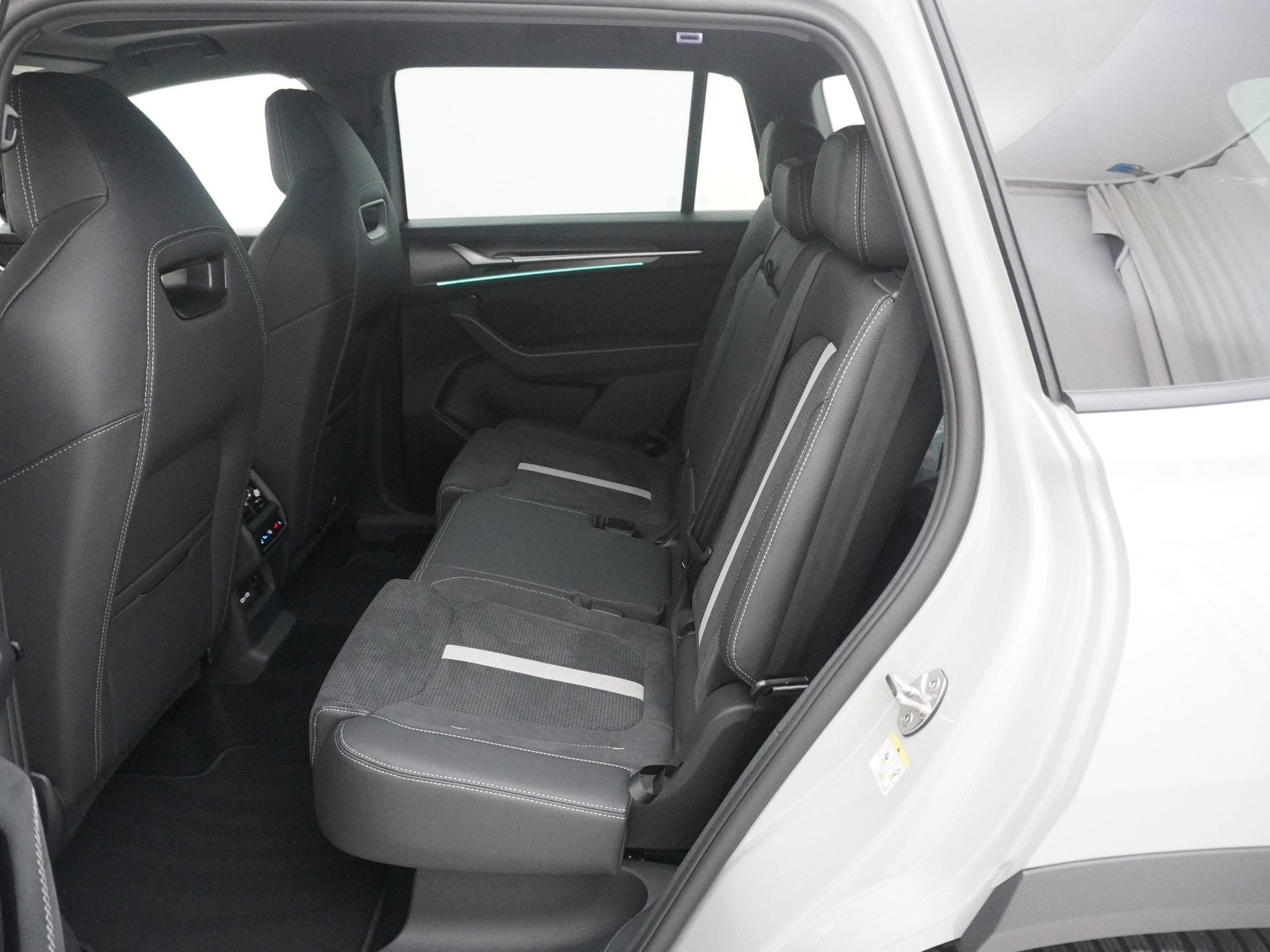 SKODA Kodiaq 2.0 TDI Sportline-image-14