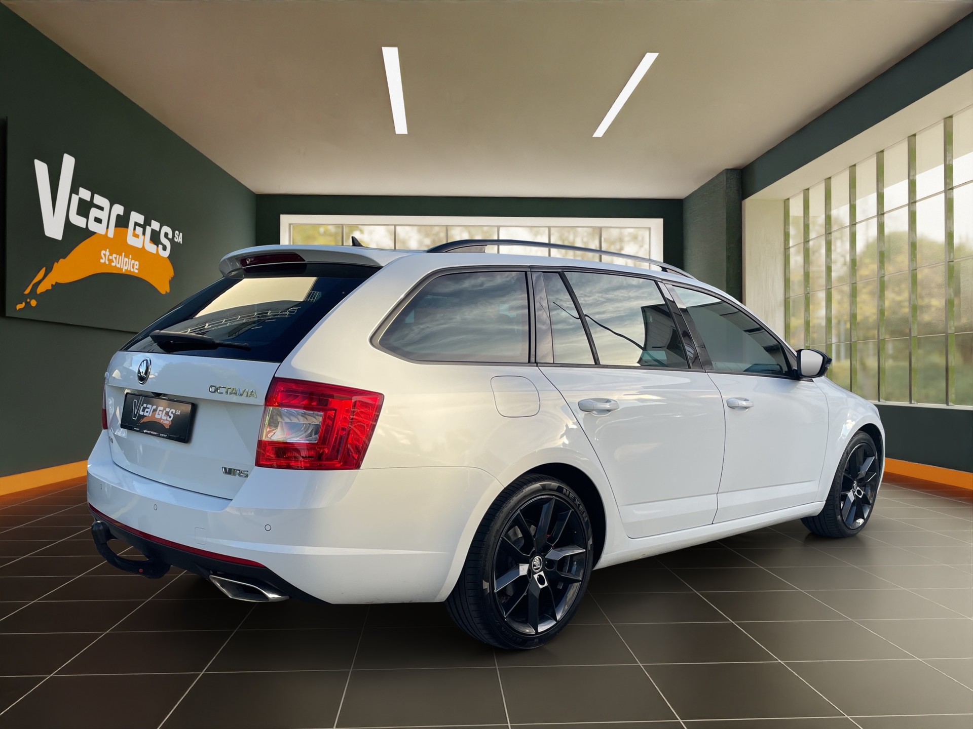 SKODA Octavia Combi 2.0 TDI RS 4x4 DSG-image-4