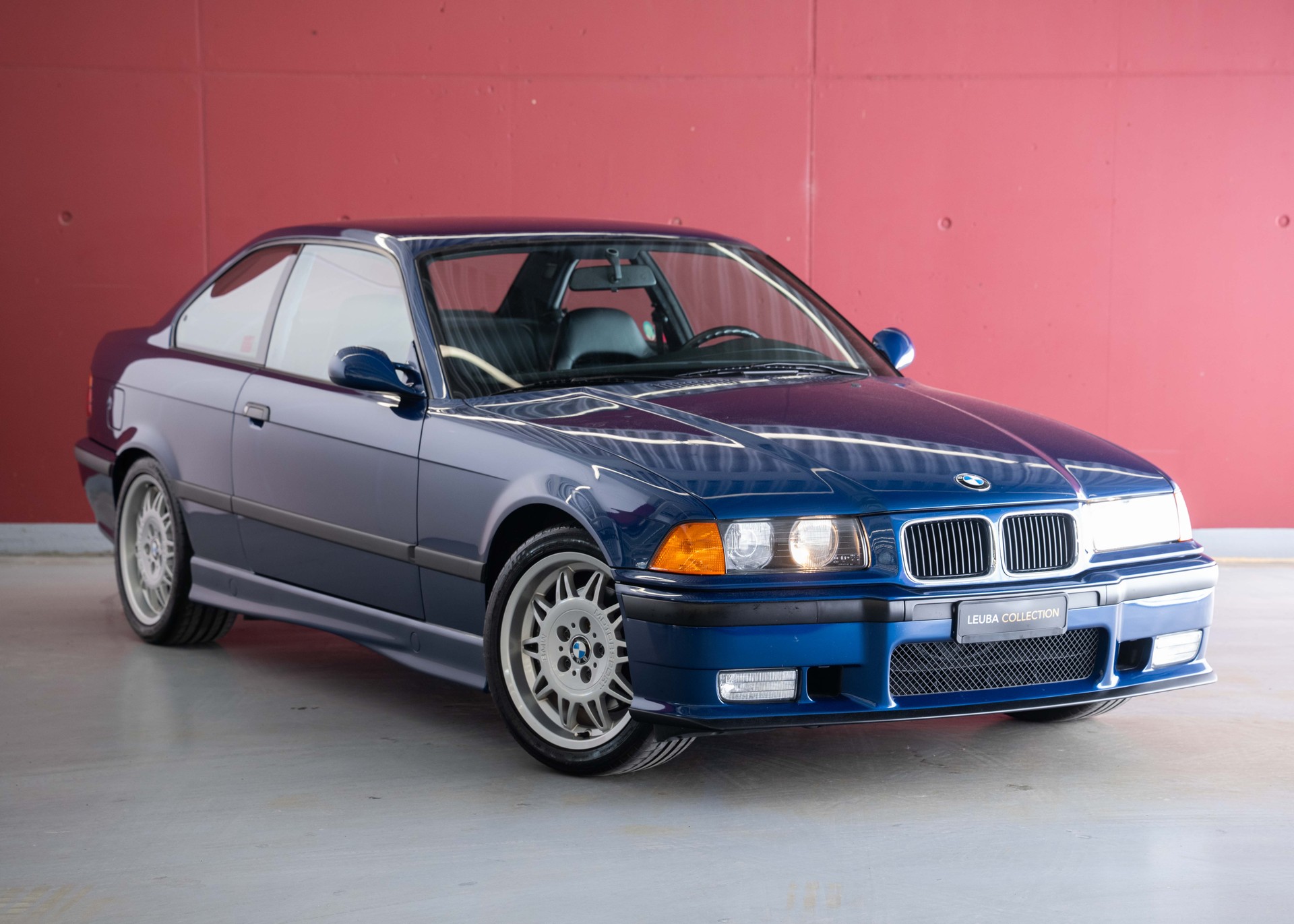BMW M3 Coupé (1st hand Swiss car, certified very low mileage, 100% original, 1st paint, BMW service history, mint condition)