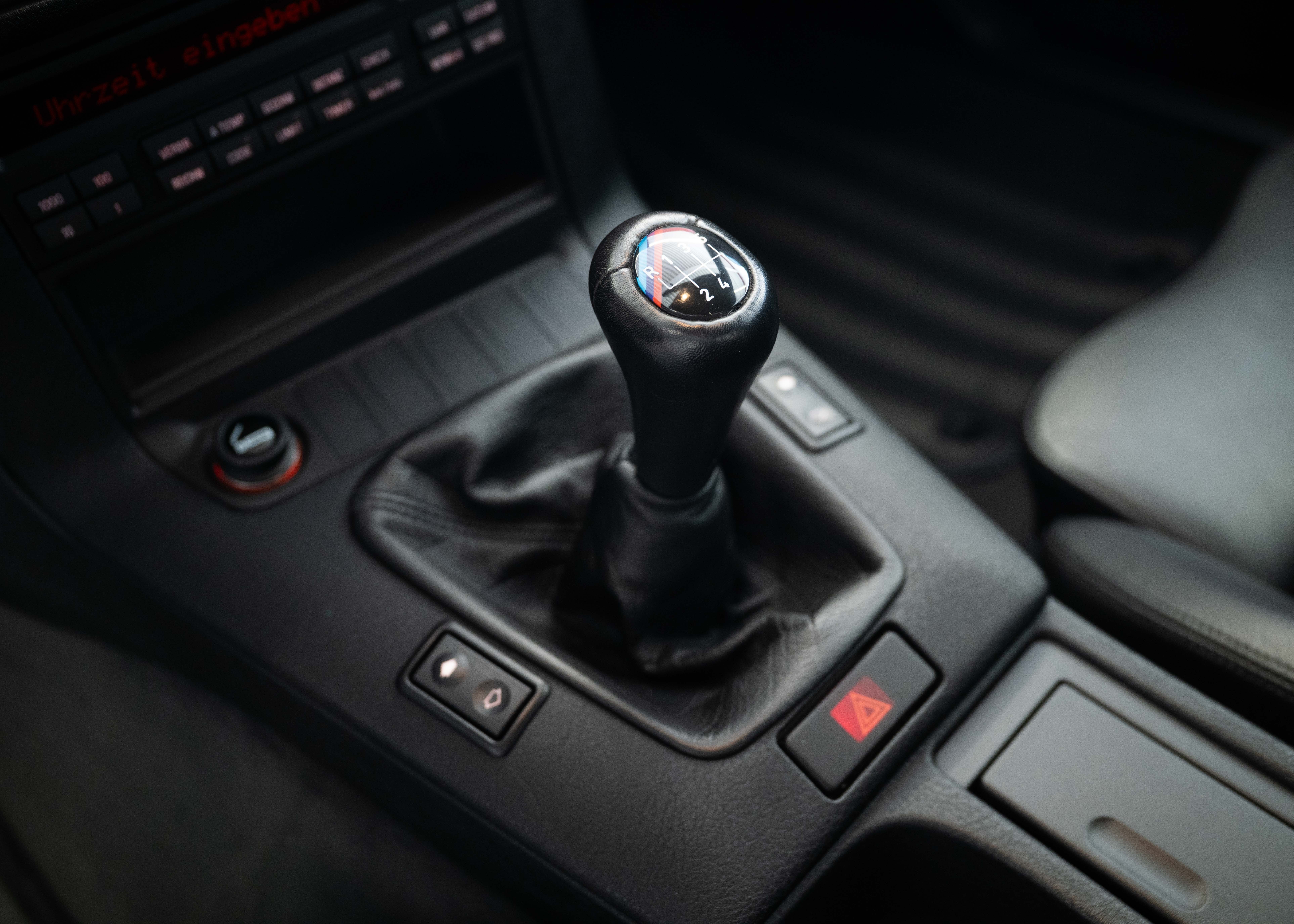 Image BMW M3 M3 Coupé (1st hand Swiss car, certified very low mileage, 100% original, 1st paint, BMW service history, mint condition)