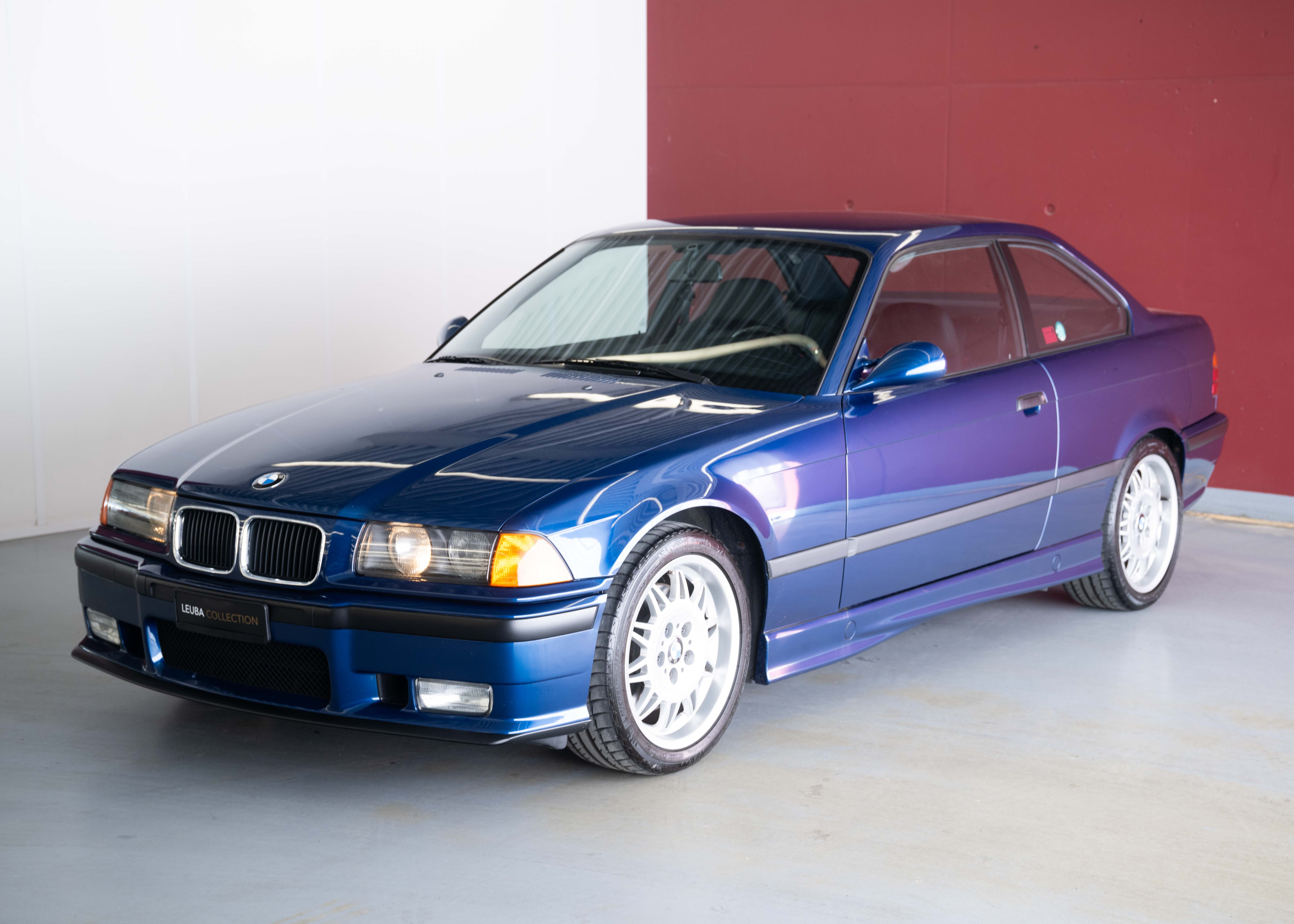 Image BMW M3 M3 Coupé (1st hand Swiss car, certified very low mileage, 100% original, 1st paint, BMW service history, mint condition)