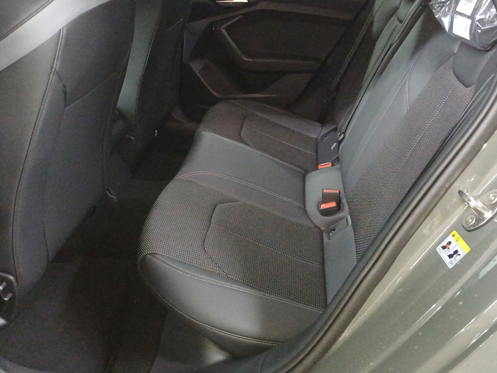 AUDI A1 Sportback 30 TFSI S-tronic-image-11
