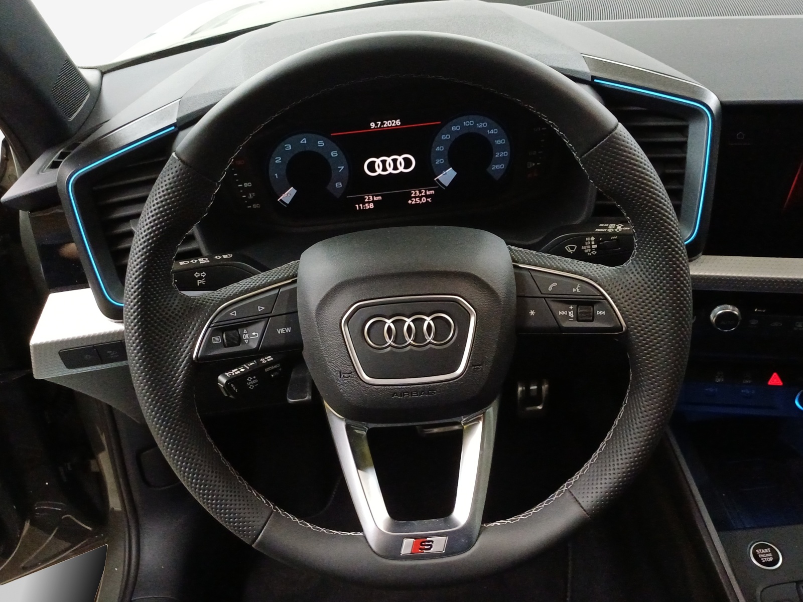 AUDI A1 Sportback 30 TFSI S-tronic-image-9