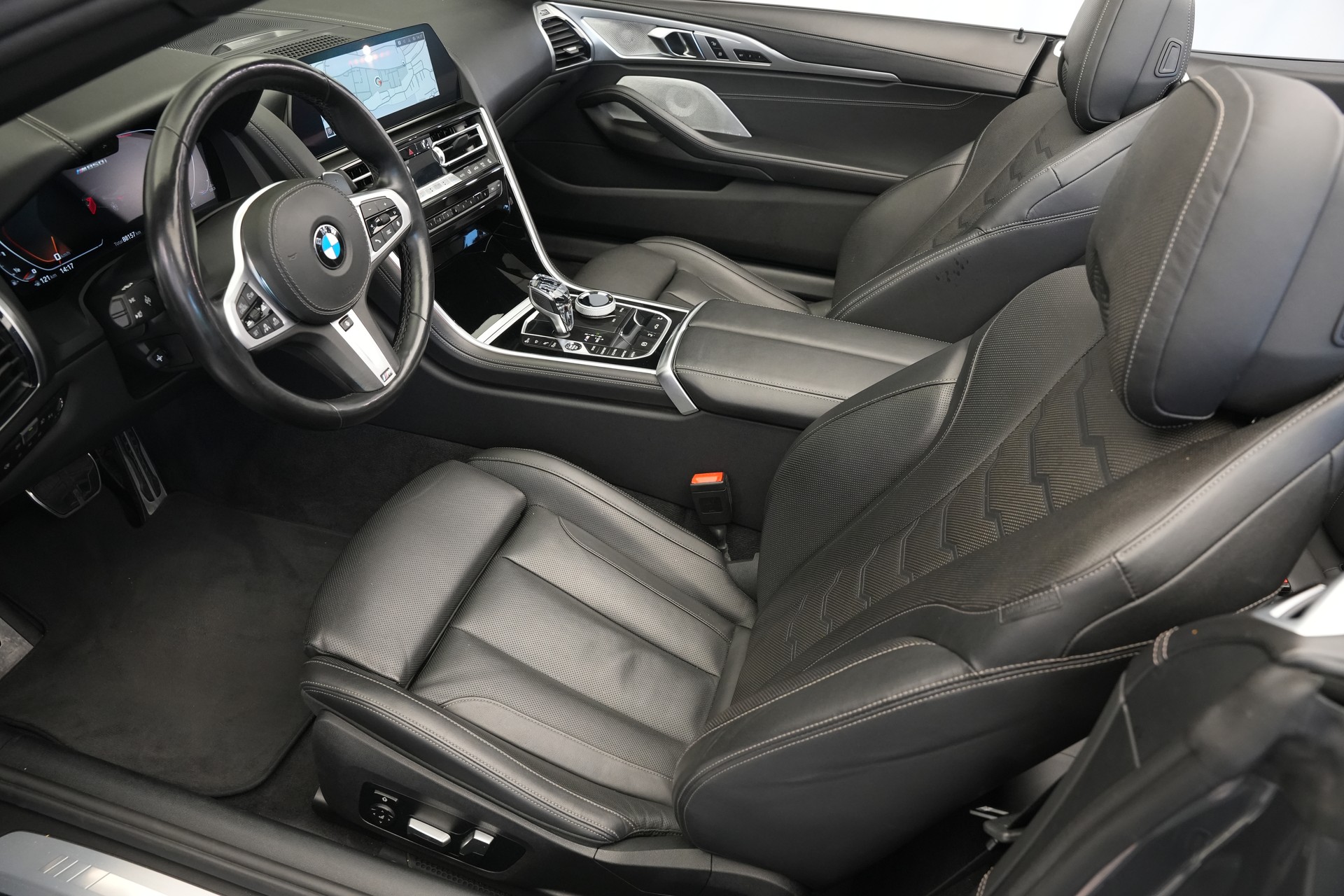 BMW M850i xDrive Steptronic *CH-Fahrzeug* *Dravitgrau* *B&W*-image-13