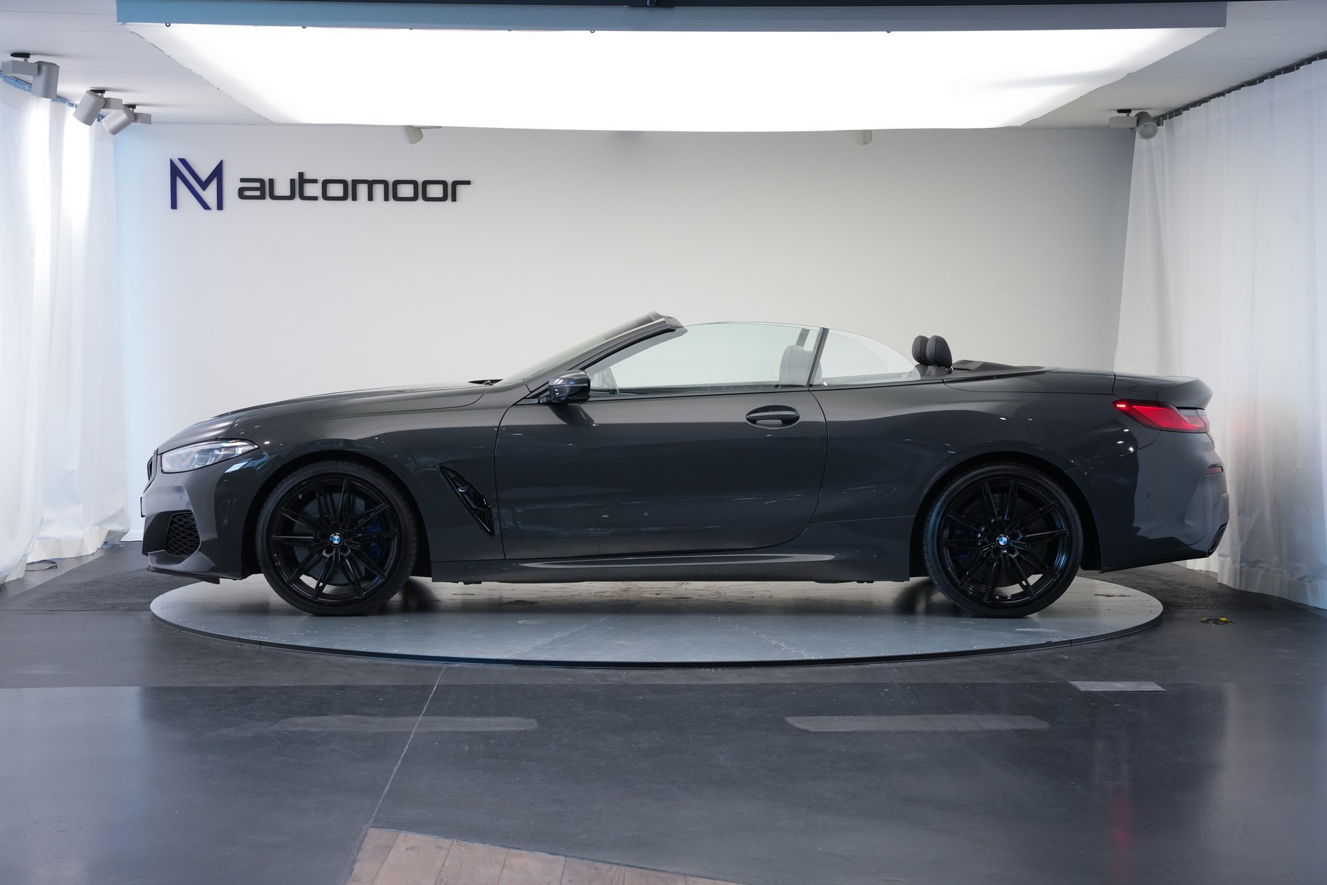 BMW M850i xDrive Steptronic Cabriolet *CH-Fahrzeug* *Dravitgrau* *B&W*-image-8