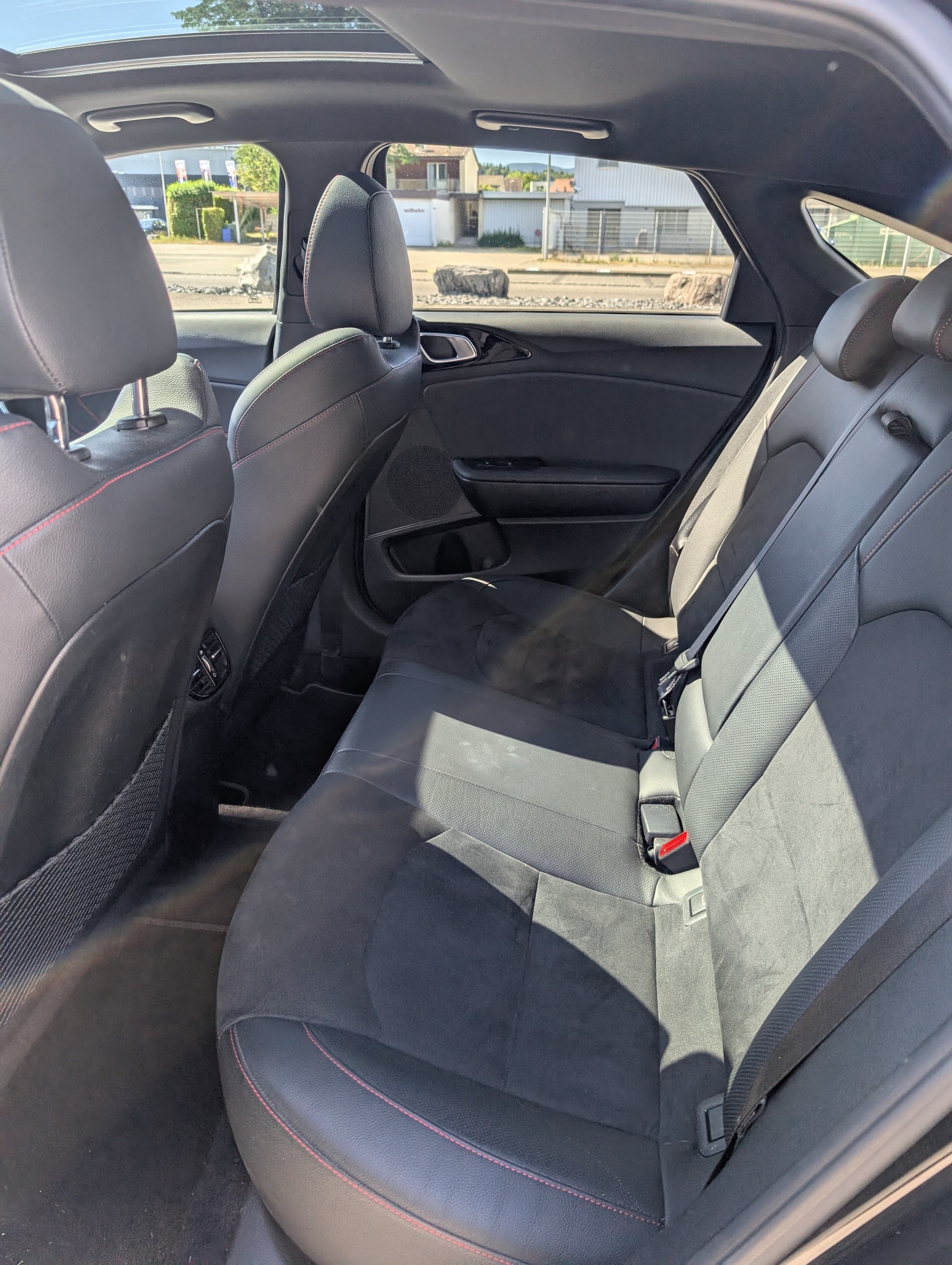 KIA 1.6 T-GDi GT-image-5