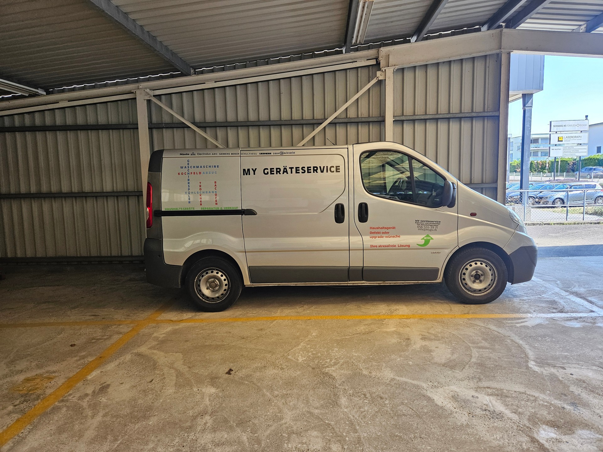 OPEL Vivaro 2.5 CDTI 2.9t L1H1-image-1