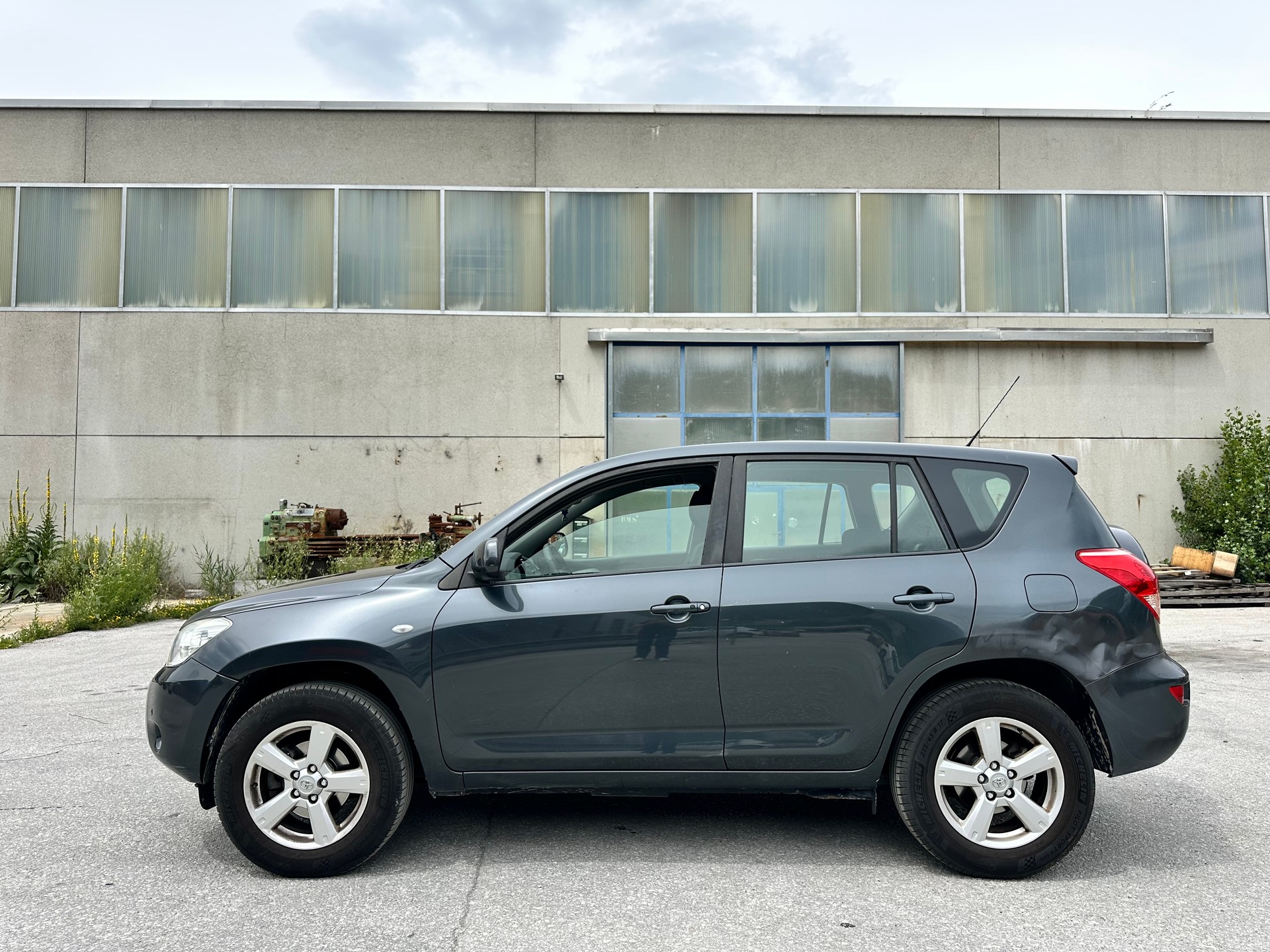 TOYOTA RAV-4 2.0 16V Linea Sol-image-3