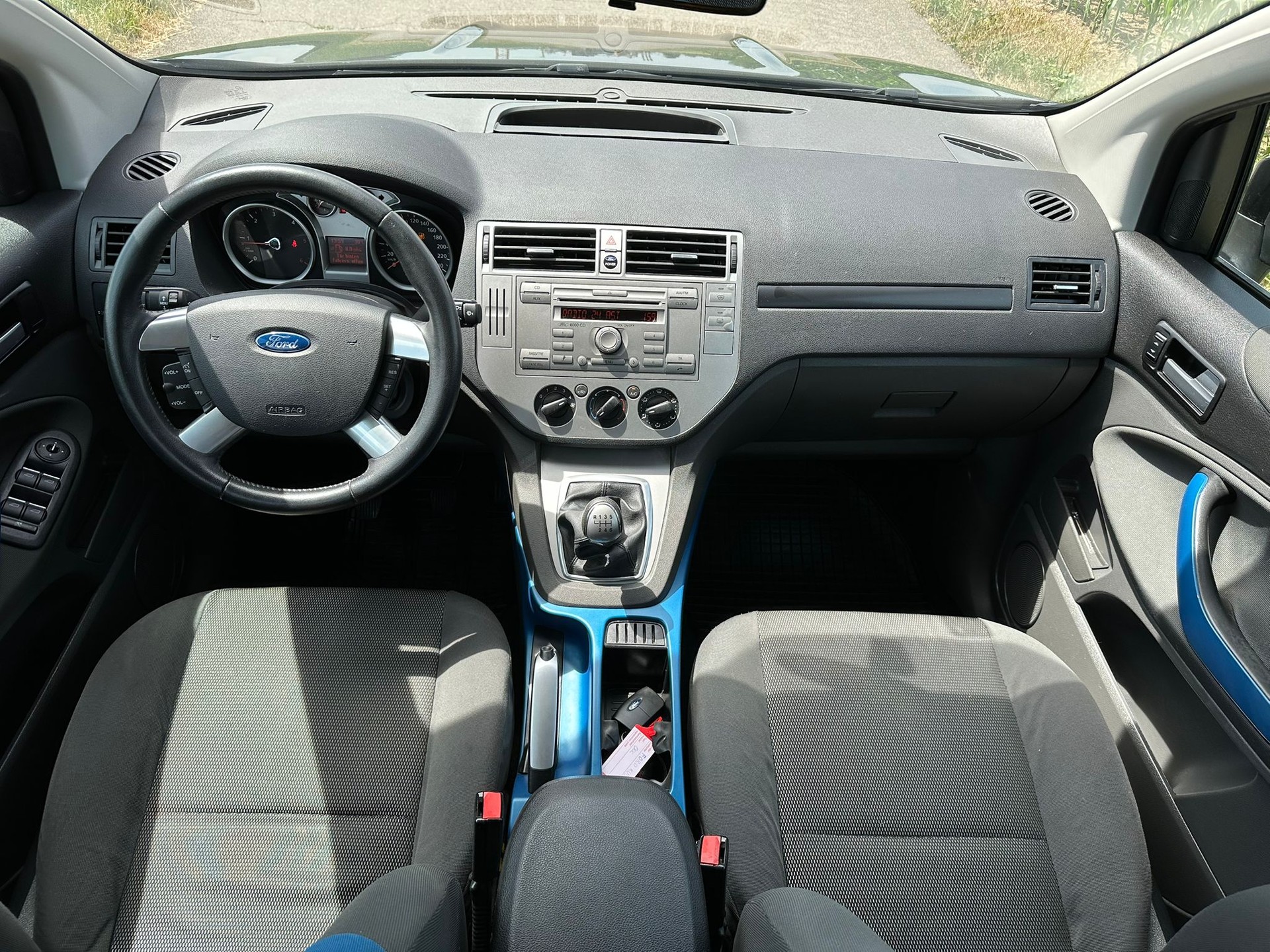 FORD Kuga 2.0 TDCi Carving 4WD-image-9