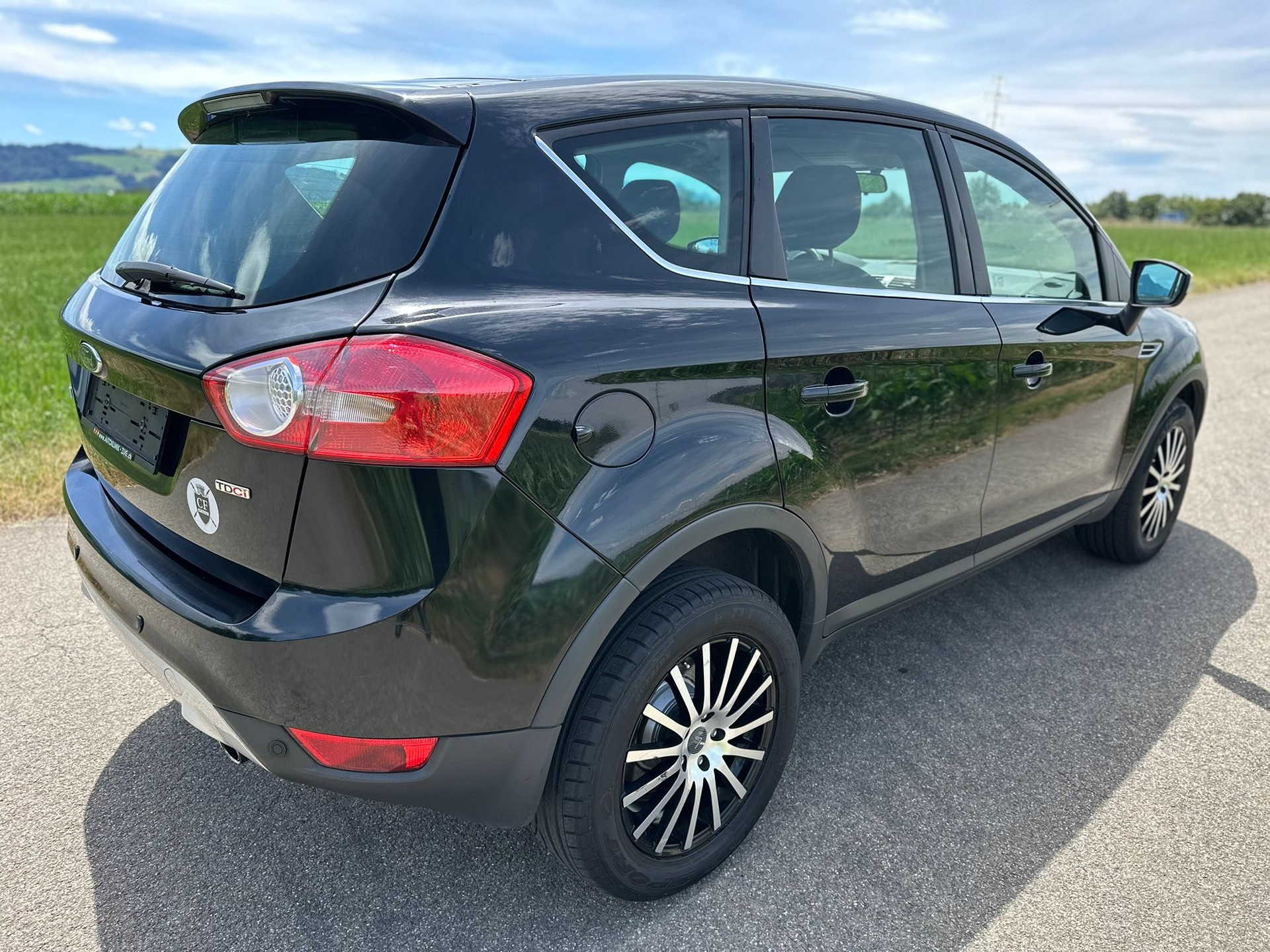 FORD Kuga 2.0 TDCi Carving 4WD-image-5