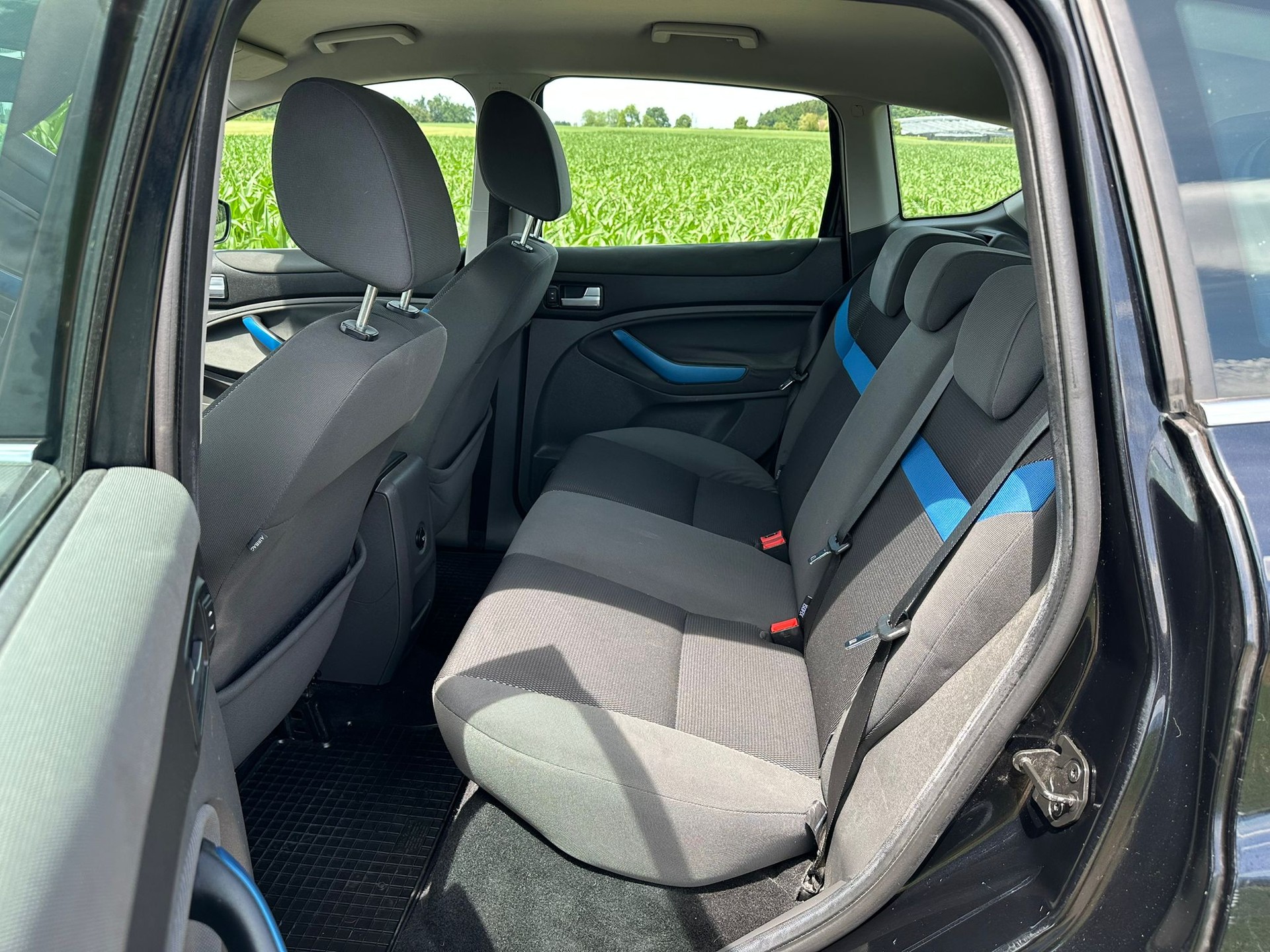 FORD Kuga 2.0 TDCi Carving 4WD-image-11