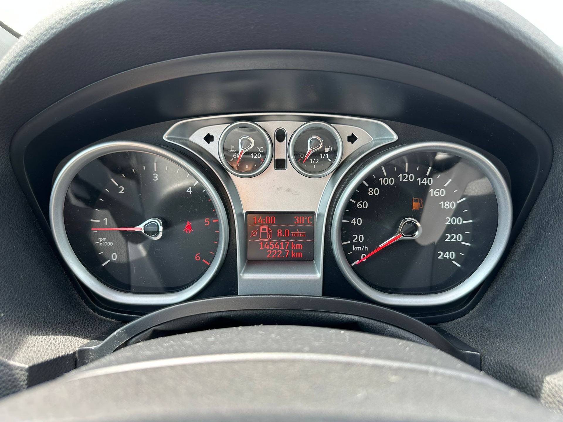 FORD Kuga 2.0 TDCi Carving 4WD-image-15