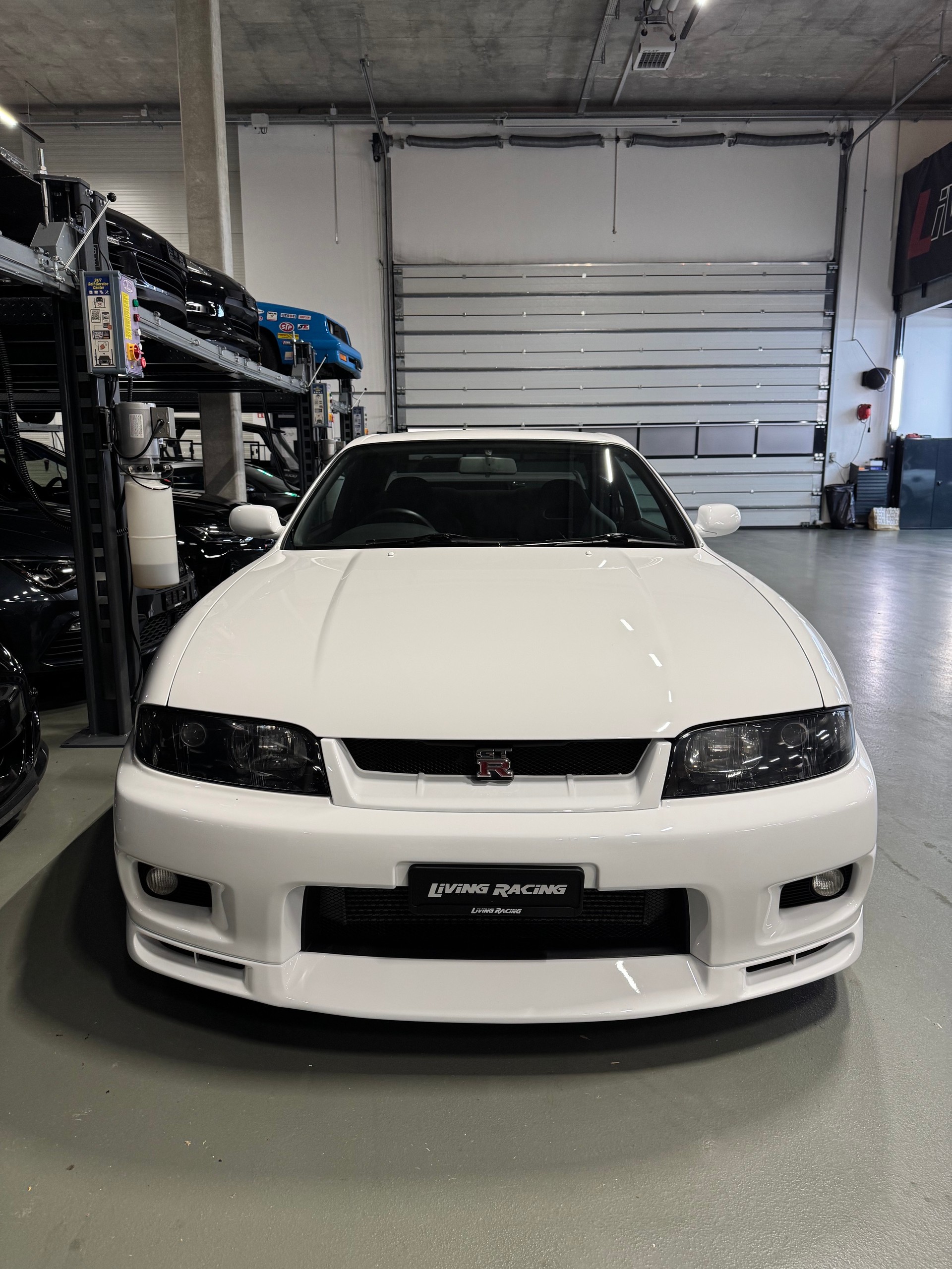 NISSAN Skyline R33 GT-R Vspec-image-5