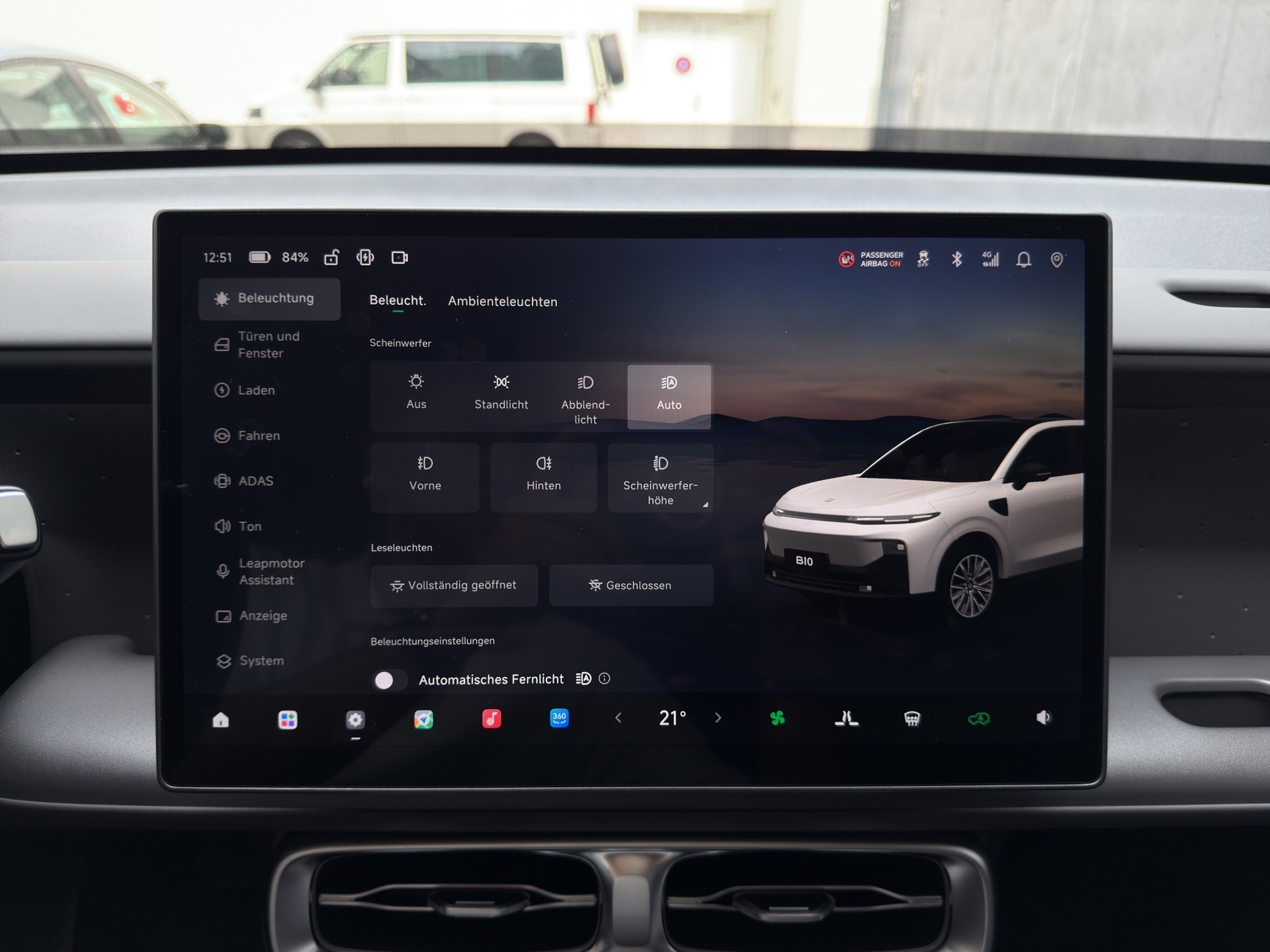 LEAPMOTOR B10 EV-image-16