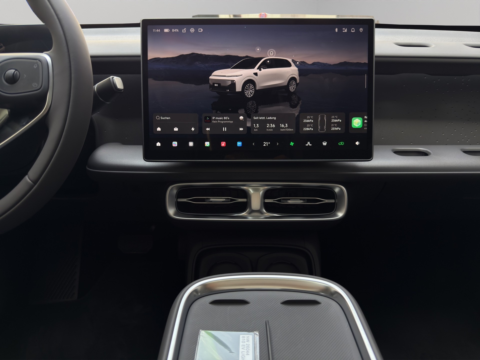 LEAPMOTOR B10 EV-image-6