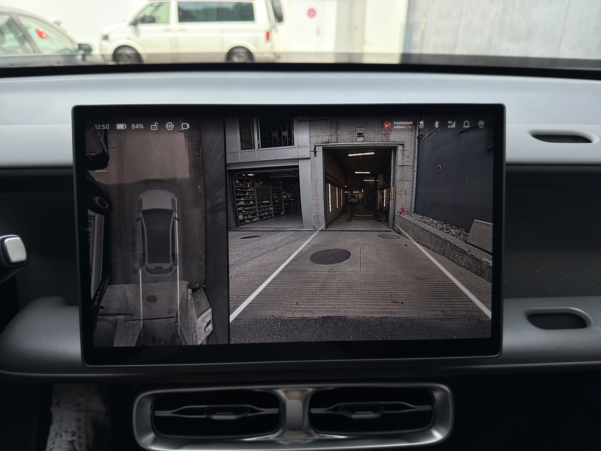 LEAPMOTOR B10 EV-image-15