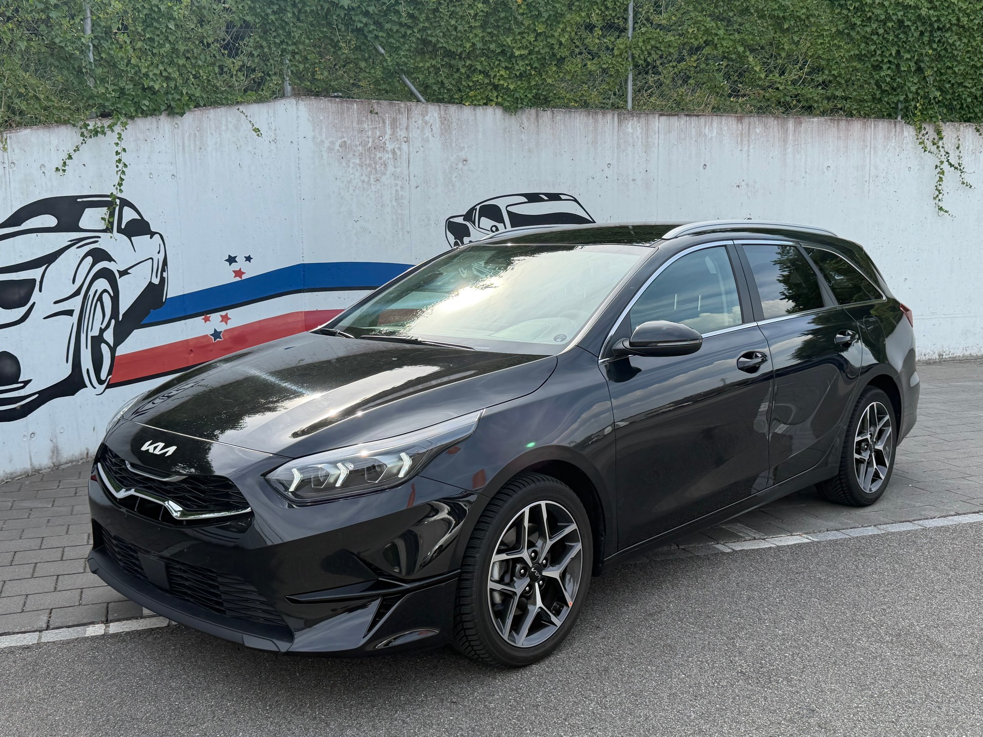 KIA Ceed Sportswagon 1.5 T-GDi ULTIMATE MHEV Power DCT-image-0