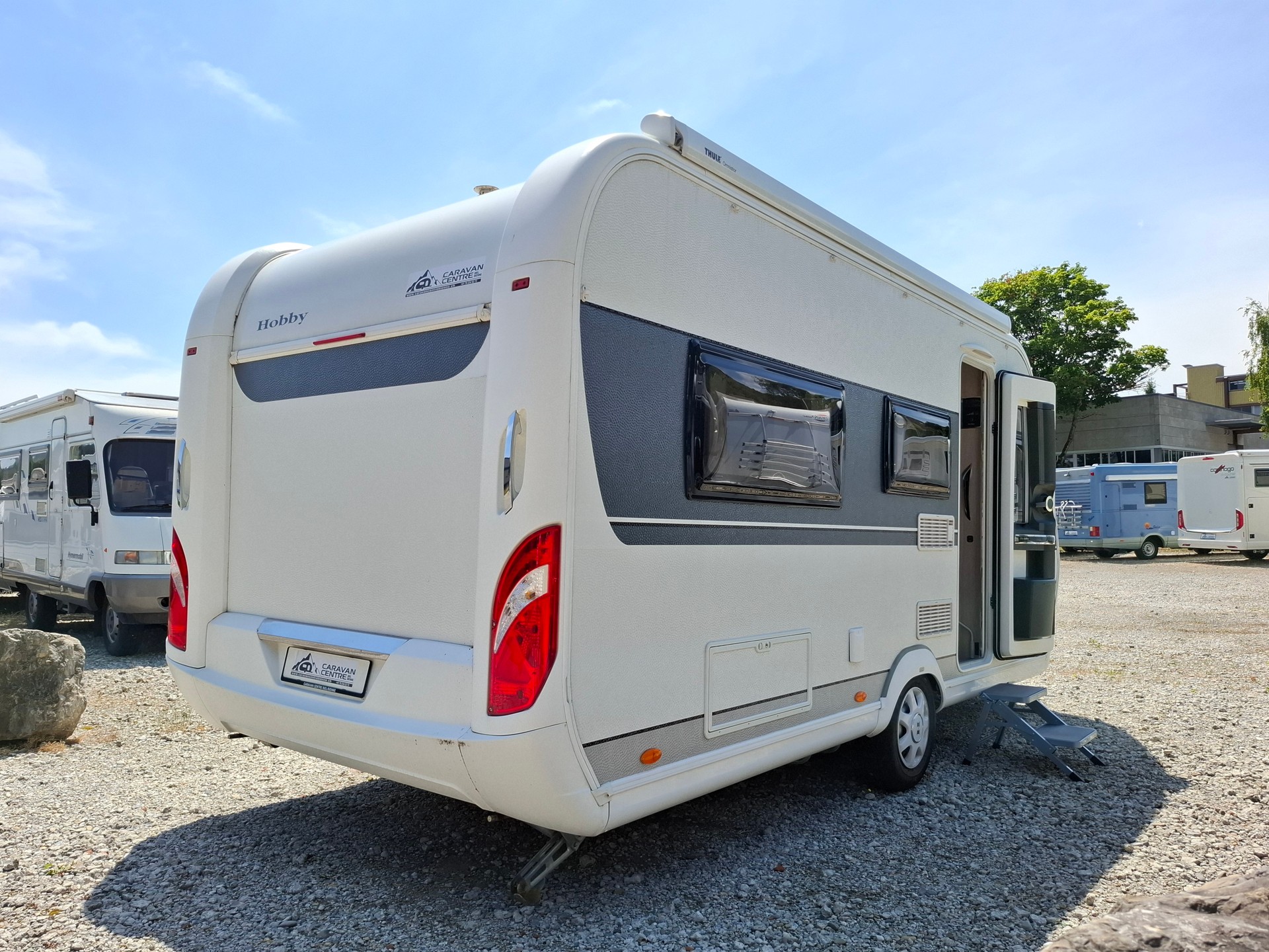 HOBBY DeLuxe 460 LU - Einzelbett, Mover, Markise, Vorzelt, Veloträger-image-2