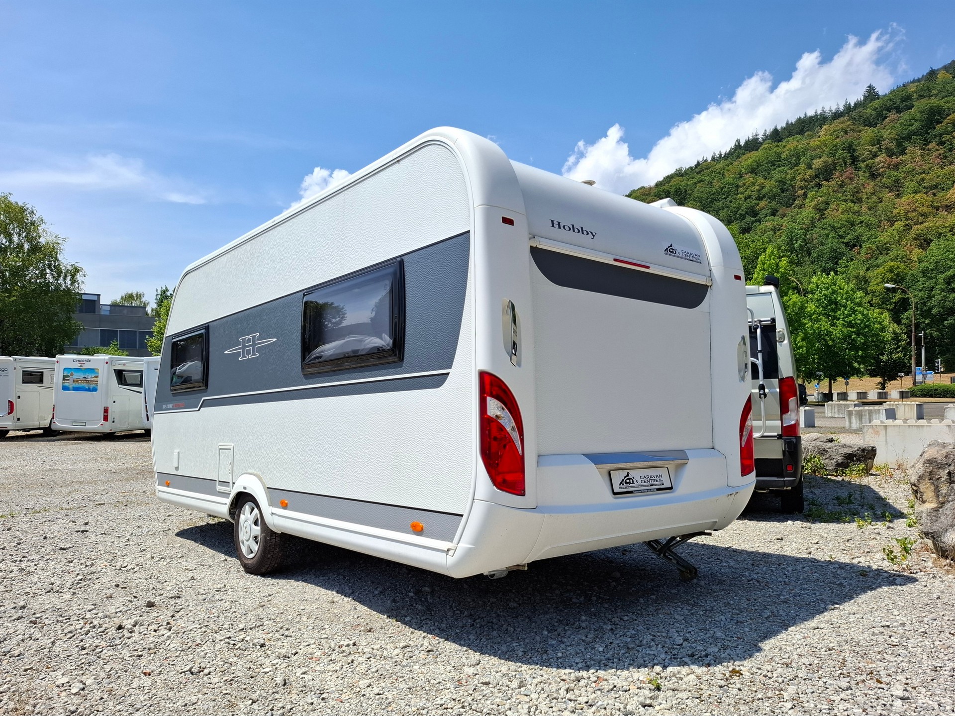 HOBBY DeLuxe 460 LU - Einzelbett, Mover, Markise, Vorzelt, Veloträger-image-4