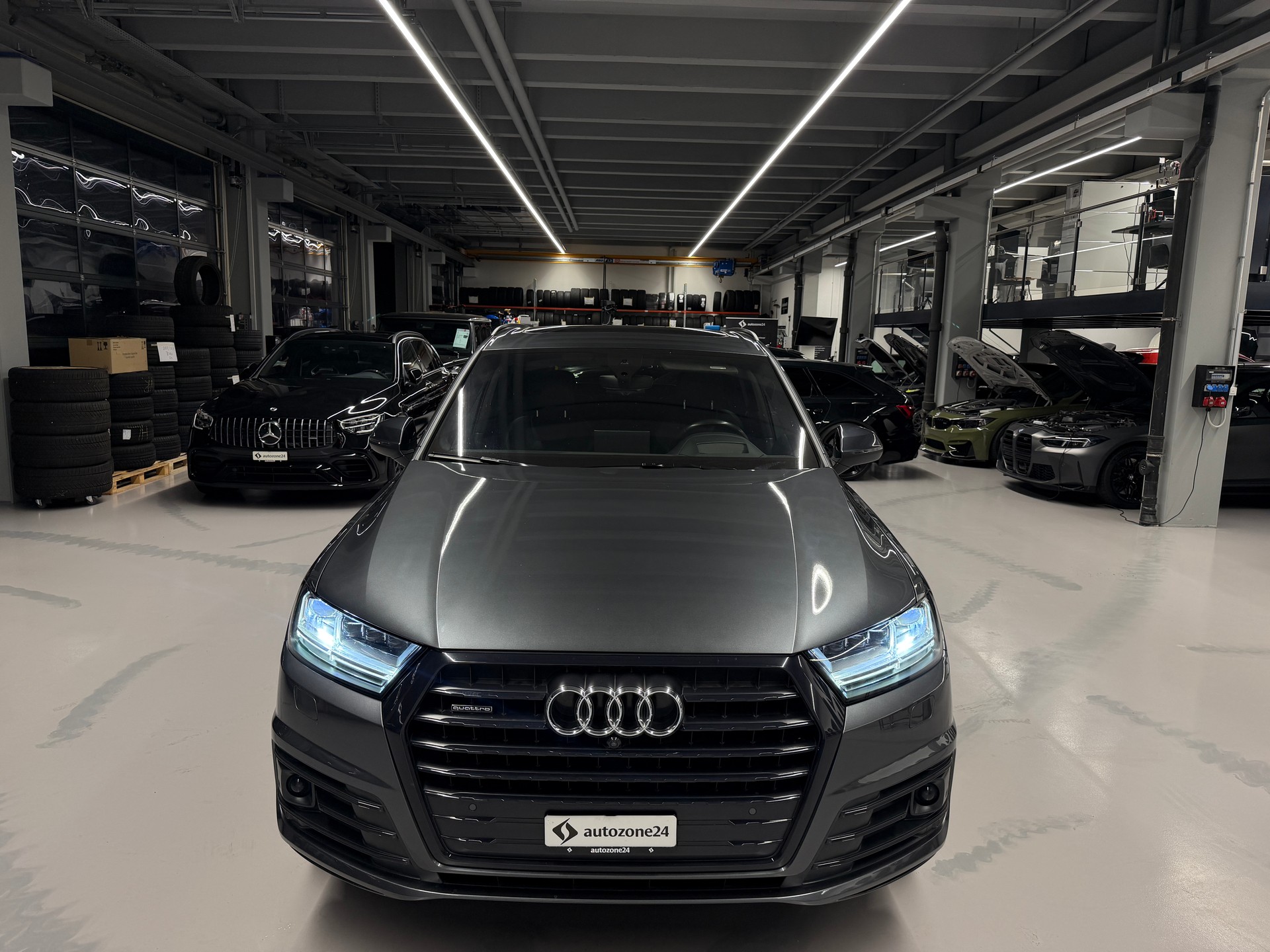 AUDI Q7 3.0 V6 TDI 272 quattro T-Tronic *S-Line*CH-Auto*Frisch ab Service u. MFK*Top Ausstattung*-showroom-element-3