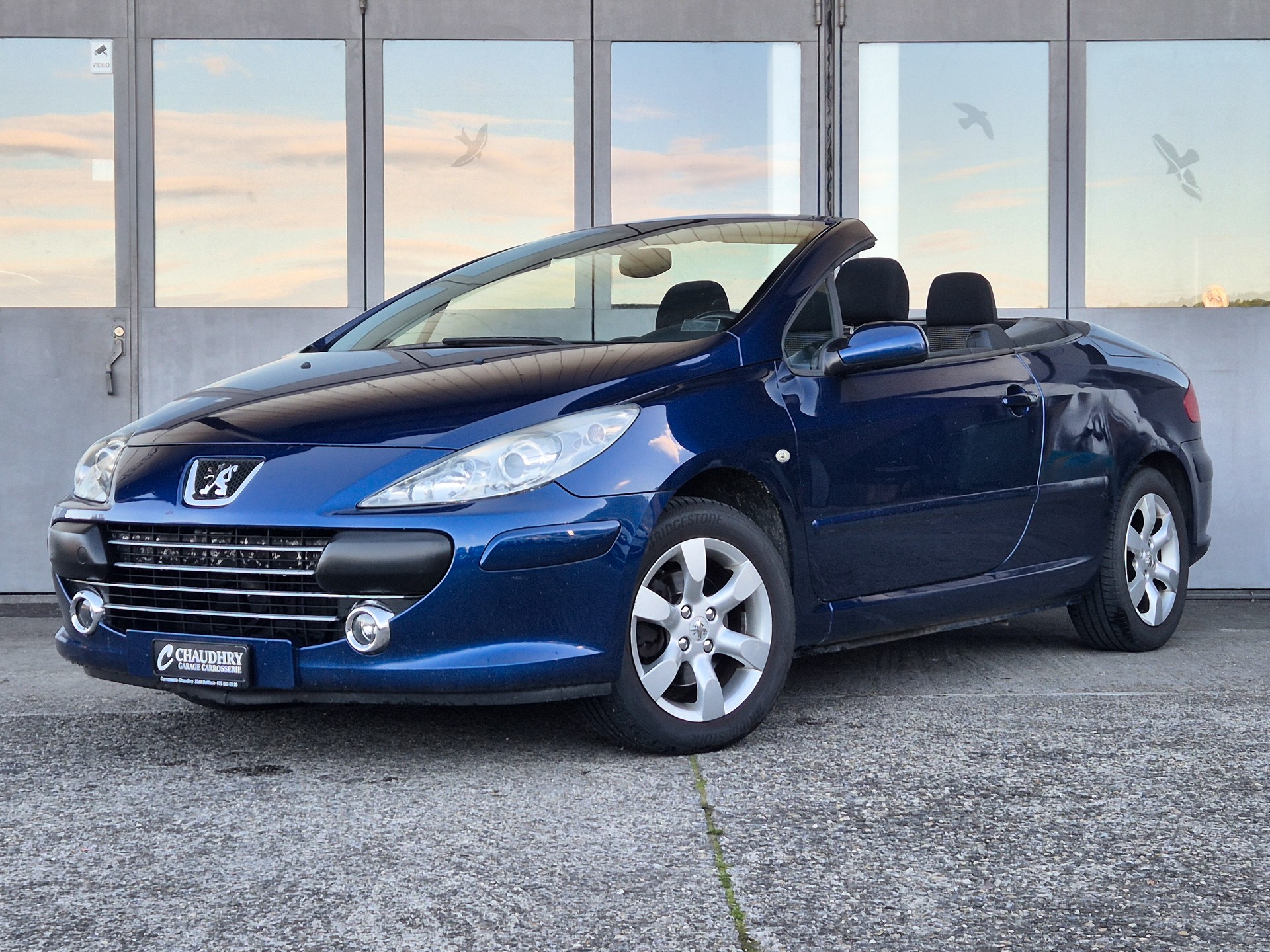 PEUGEOT 307 CC 2.0 16V Dynamic-image-0
