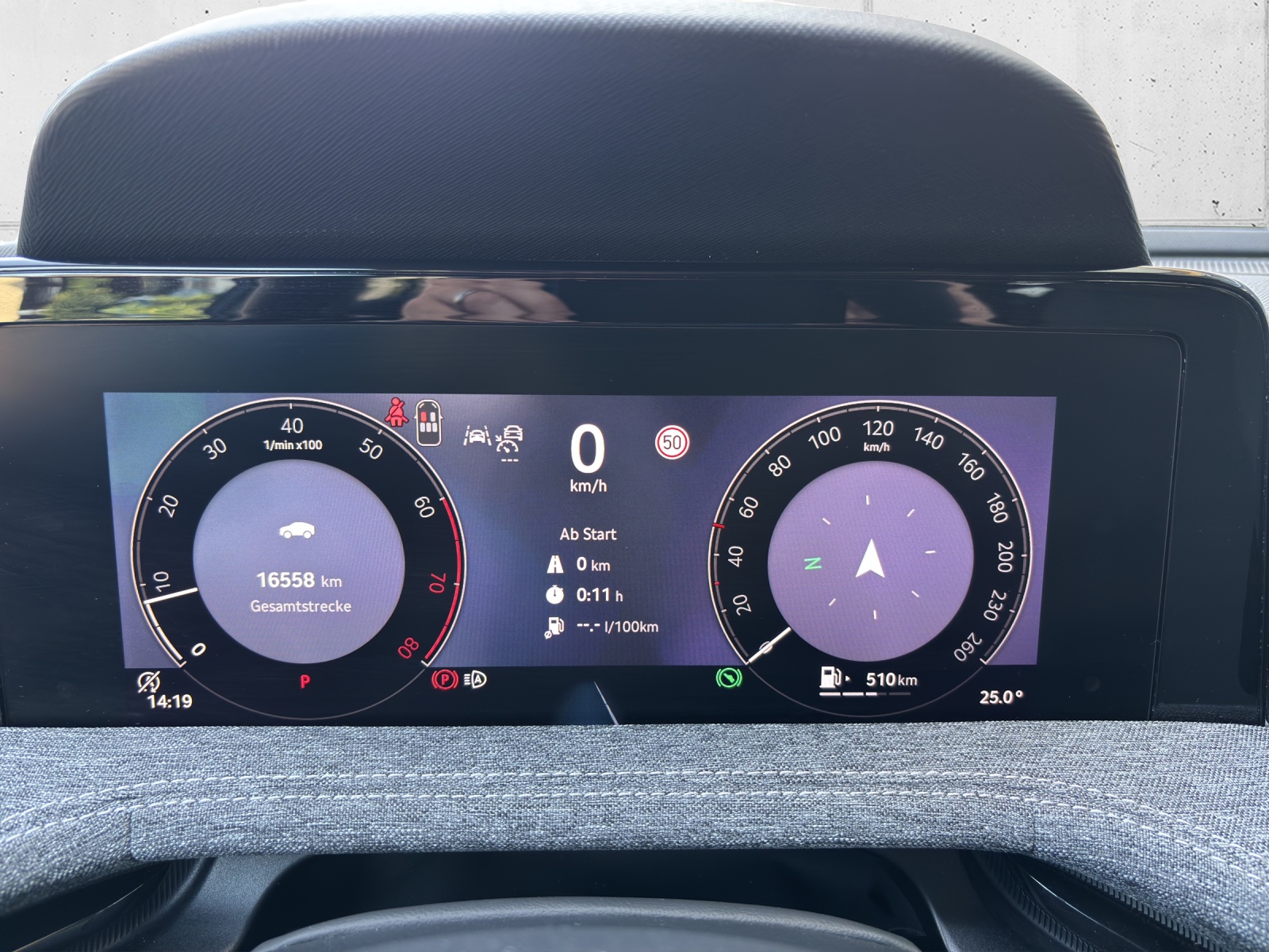 SKODA New Superb Combi 2.0 TSI Selection 4x4 DSG mit AHK & fortl. Werksgarantie-image-17