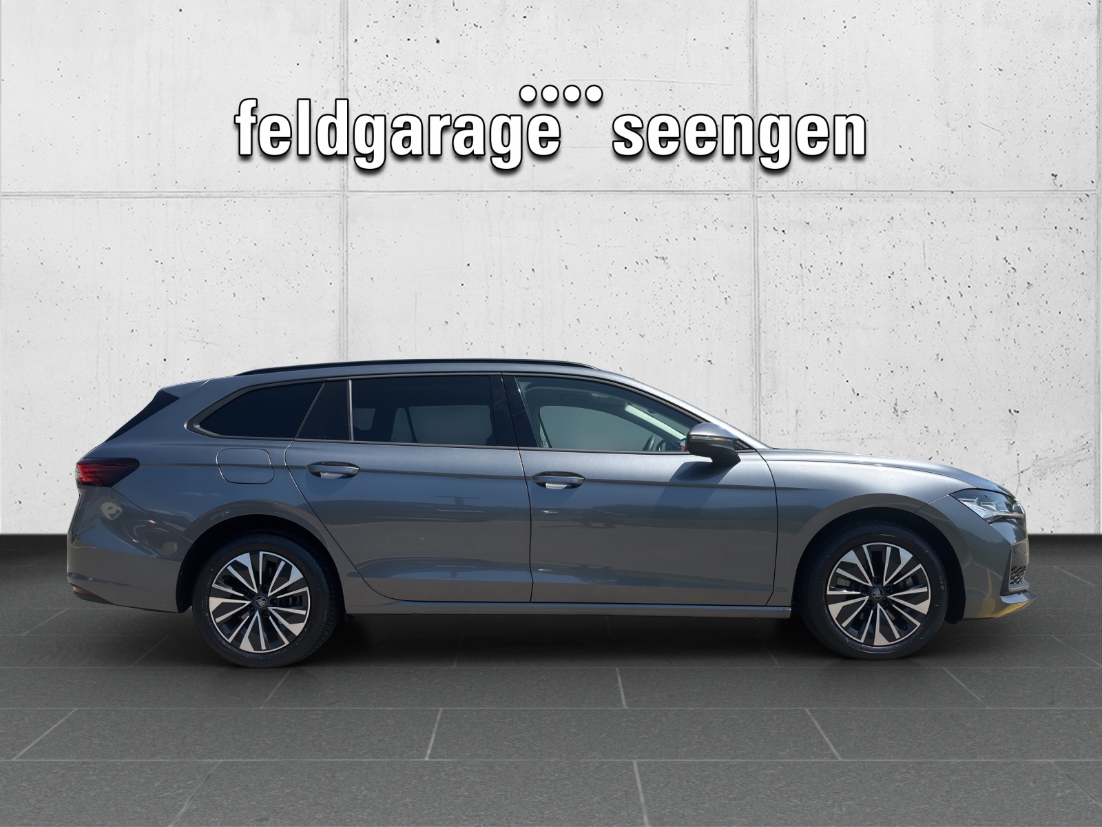 SKODA New Superb Combi 2.0 TSI Selection 4x4 DSG mit AHK & fortl. Werksgarantie-image-3
