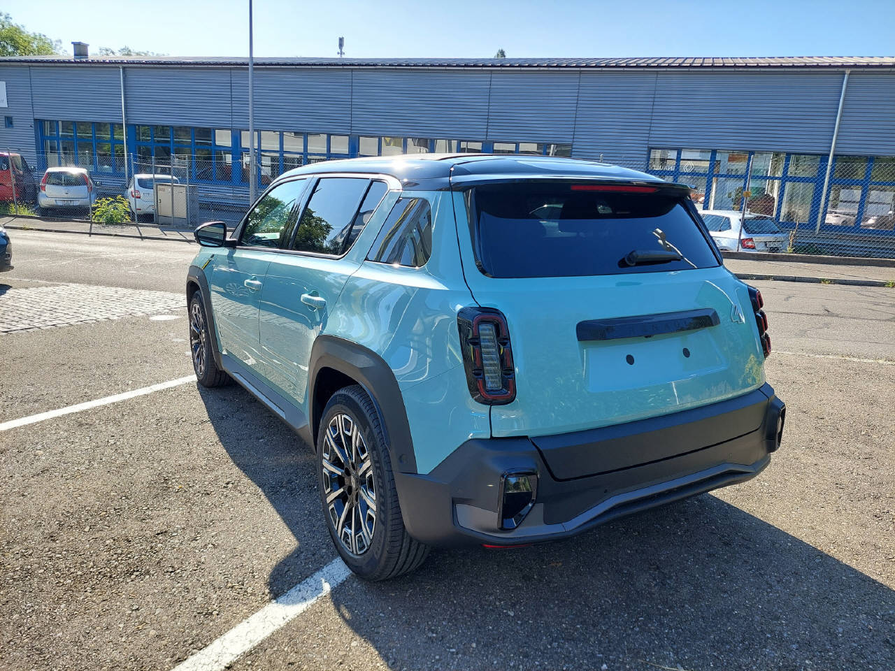 RENAULT R4 E-Tech Comfort Range plein sud iconic-image-3